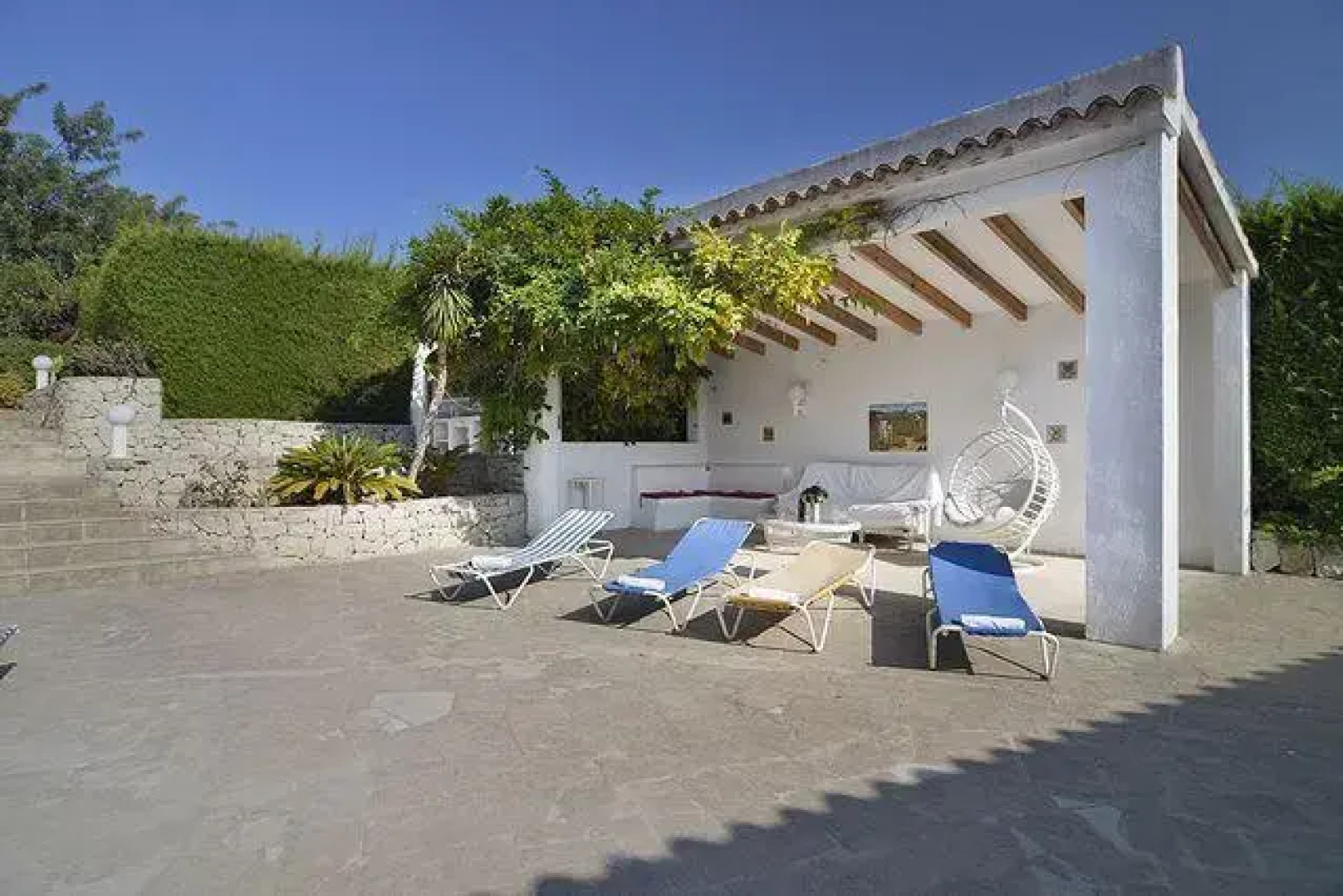 Apartment with beach, garden in Benissa