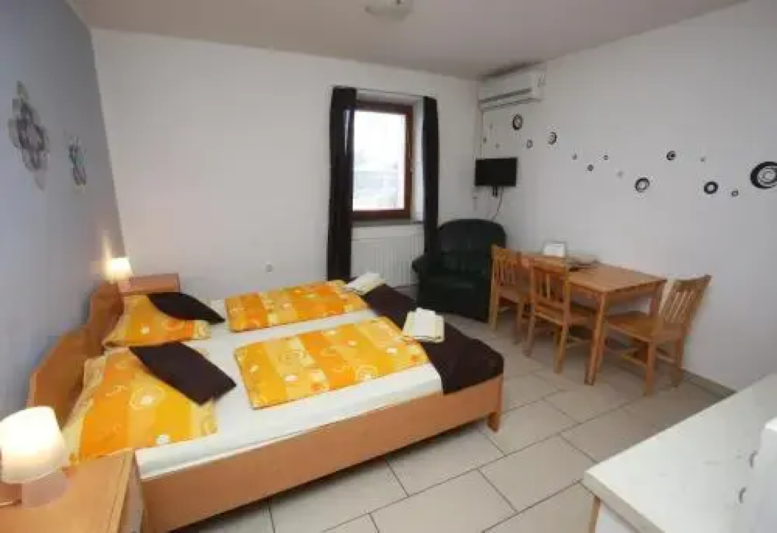 Furman Guest House Pizzeria