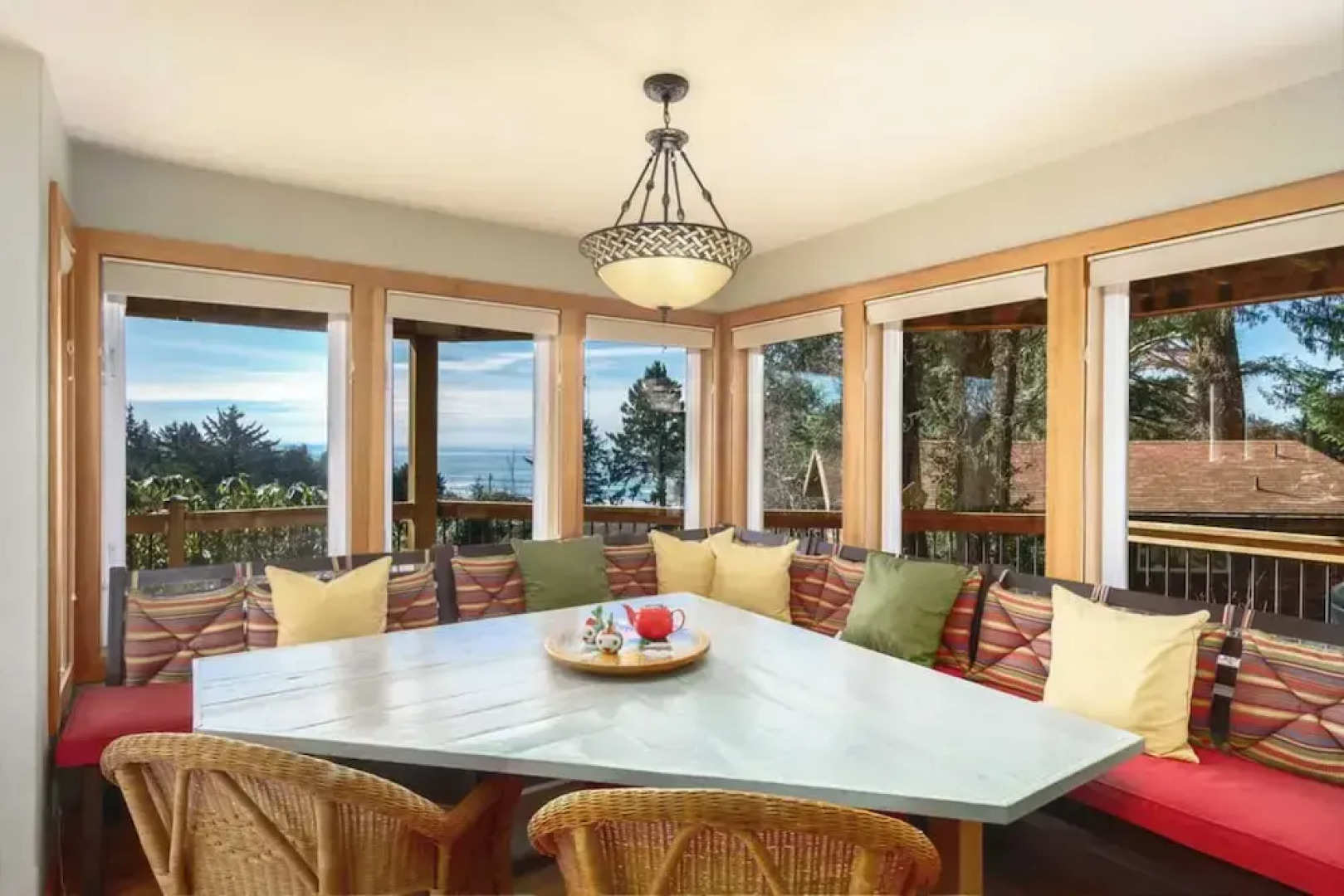 Seagrove by Avantstay Treetop Haven w/ Coastal Views