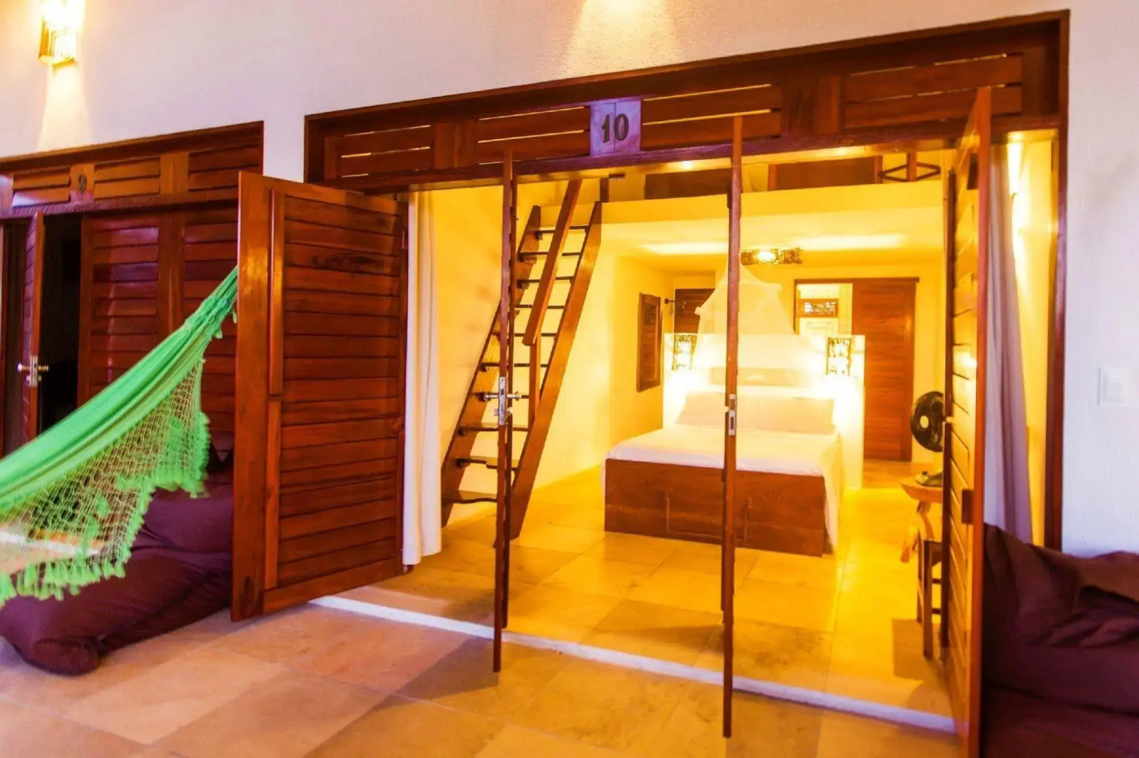 Windtown Beach Hotel