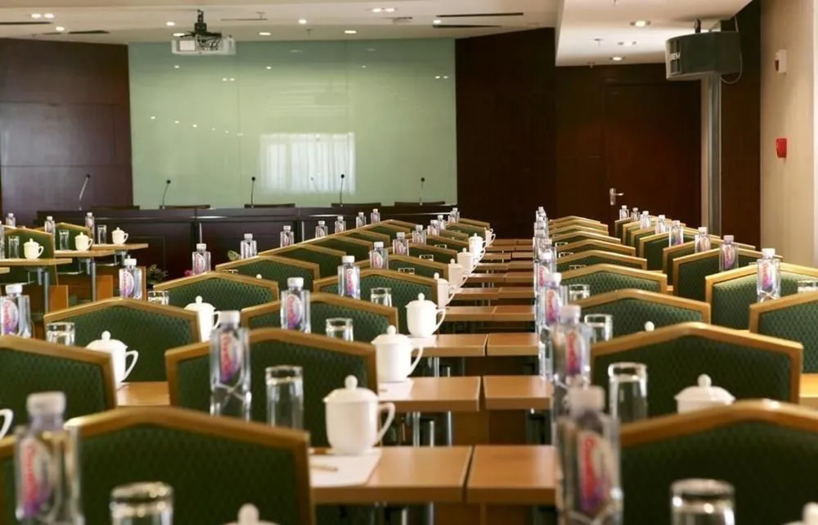 Feeling Hotel - Yulin