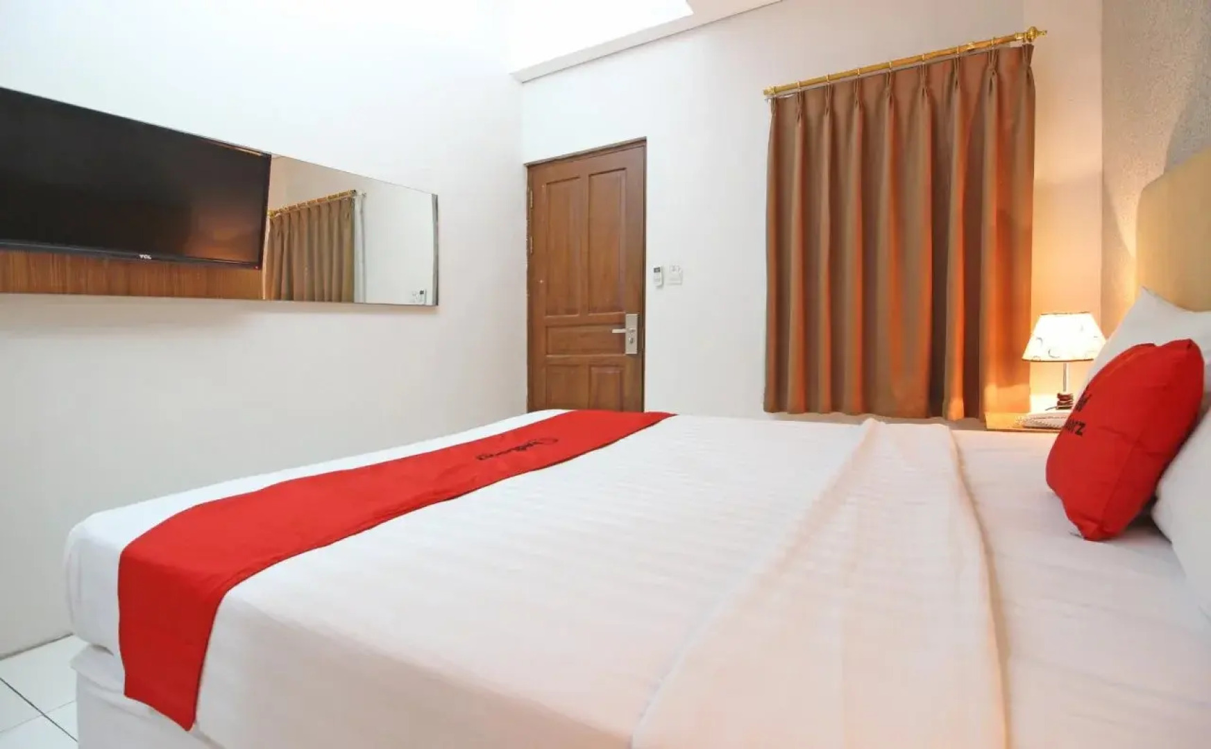 RedDoorz Plus @ Jl Jendral Sudirman Sukoharjo