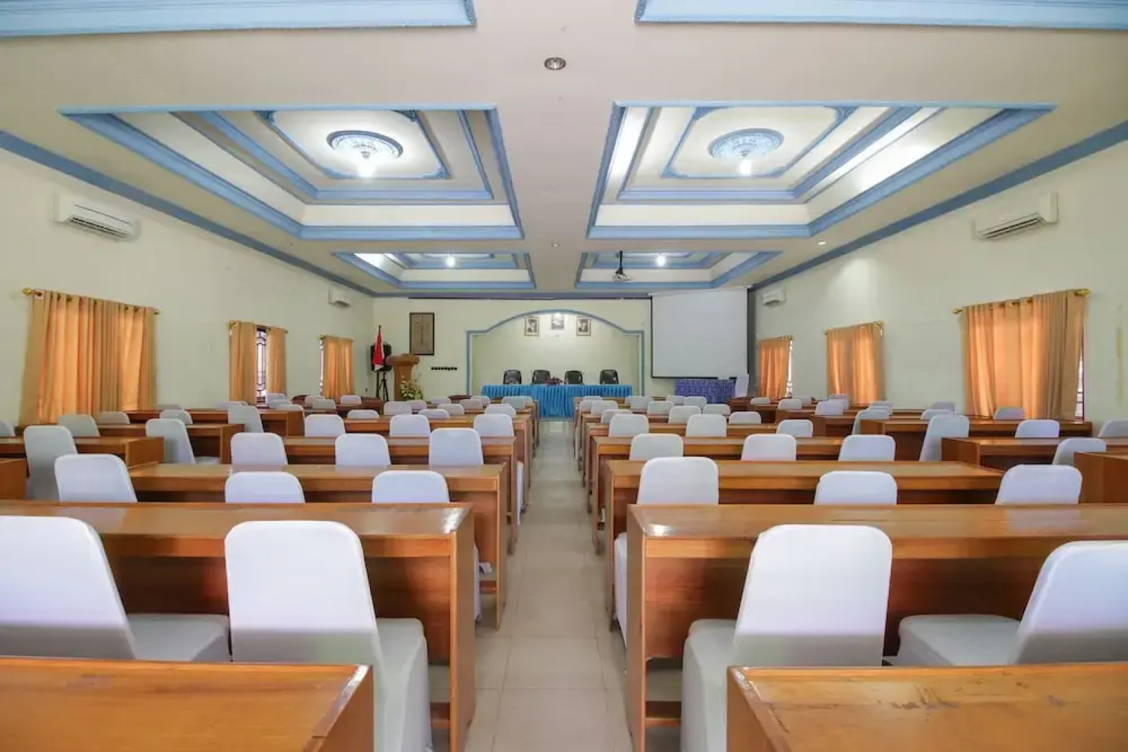 帕朗卡巴亚艾里捷坎拉亚曼腾拉登塞勒4号酒店(Airy Jekan Raya Menteng Raden Saleh 4 Palangkaraya)