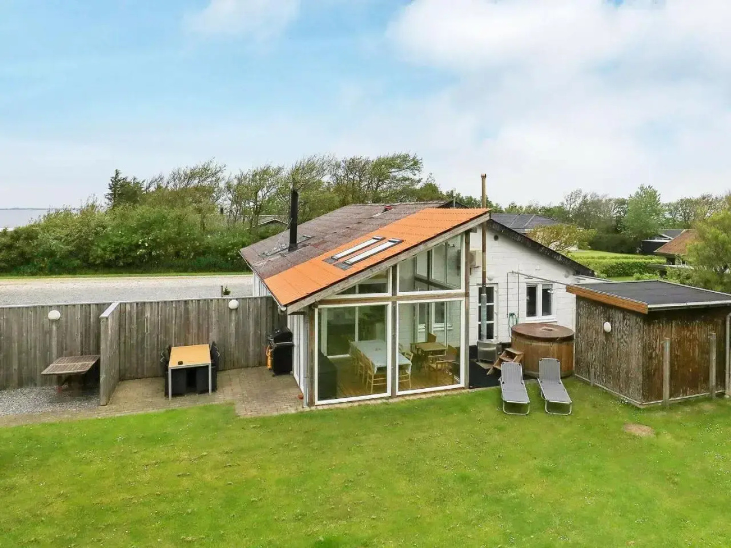 Four-Bedroom Holiday home in Vinderup 2