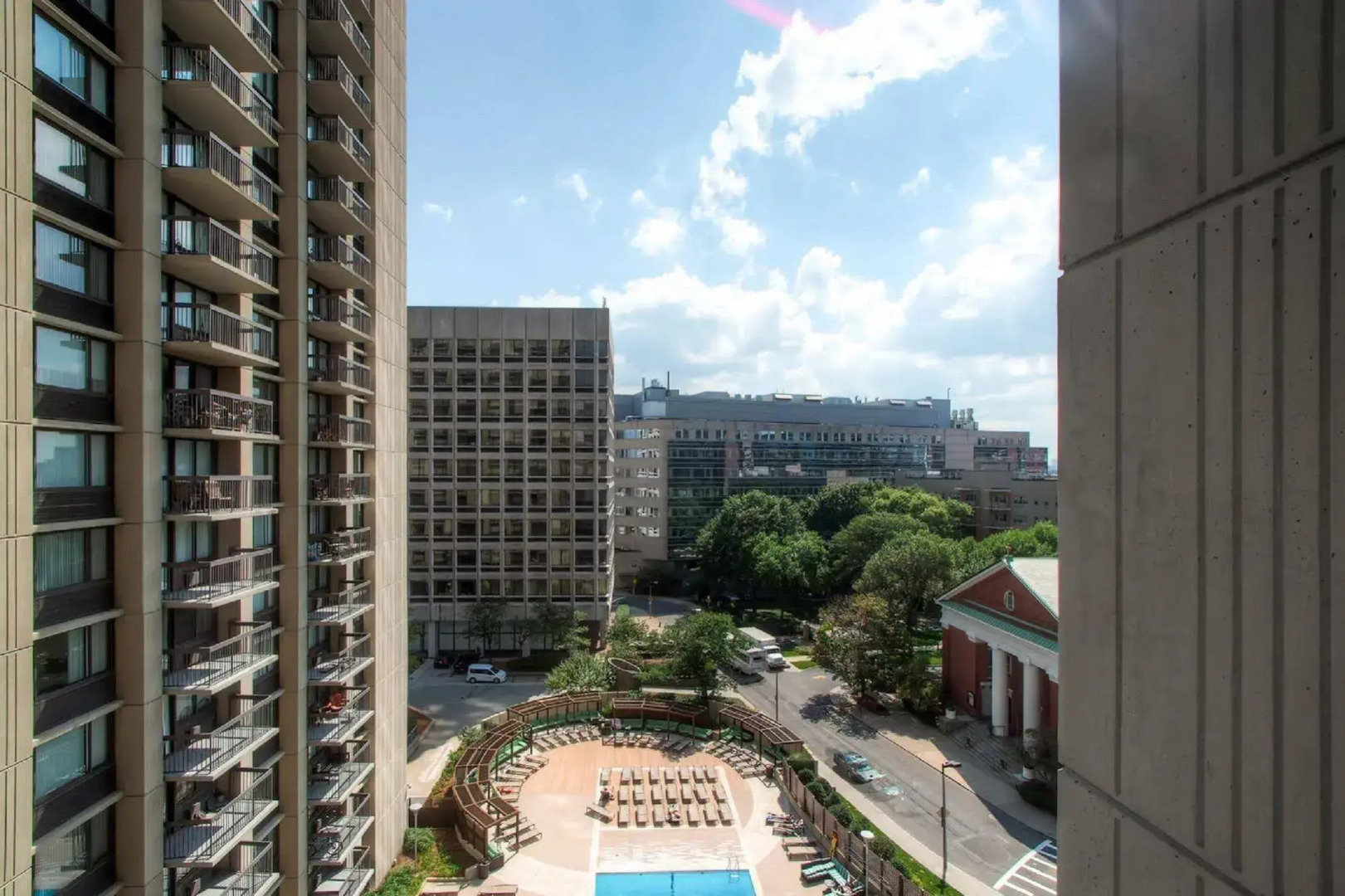 Global Luxury Suites at the Commonwealth