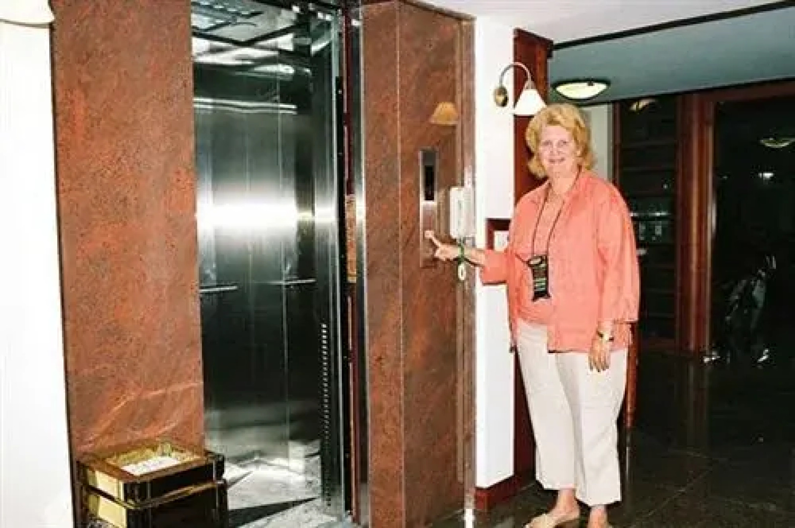 Prince Hanoi - 41 Bat Su