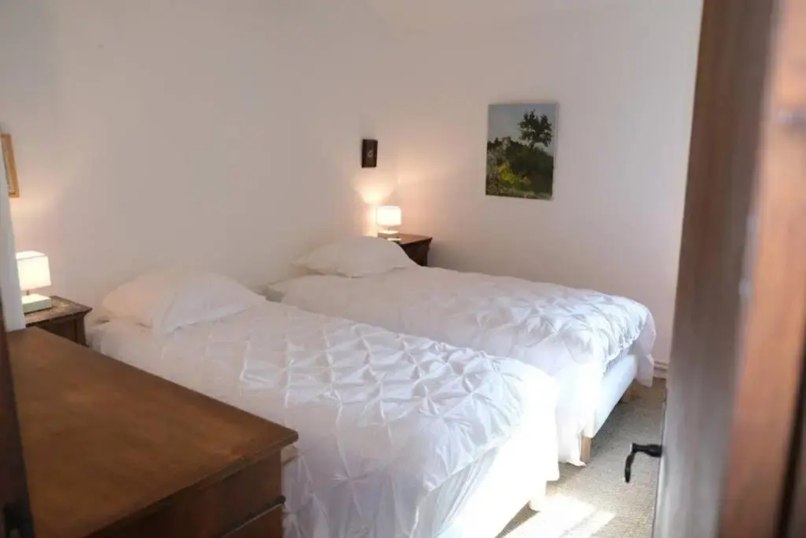 Typical mas provençal with swimming pool in a small hamlet near Mouriès in the Alpilles in Provence- 8 persons LS1-361 OUSTAU D'ANTAN