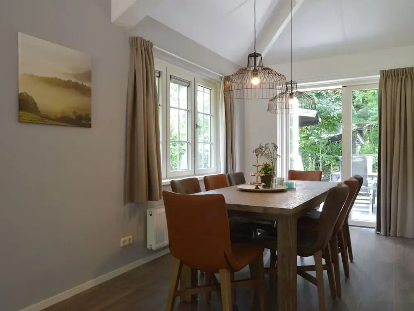 Contemporary Holiday Home on the Veluwe With Sauna and Hottub in the Garden