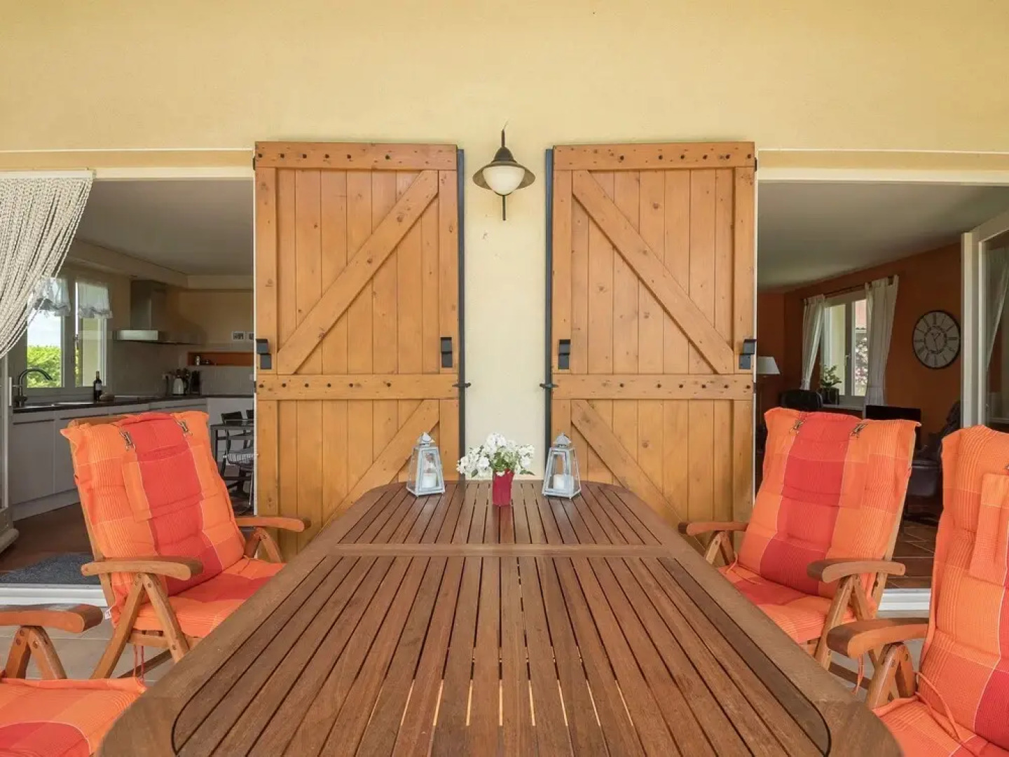 Spaciosu Holiday Home in Sadillac with Swimming Pool