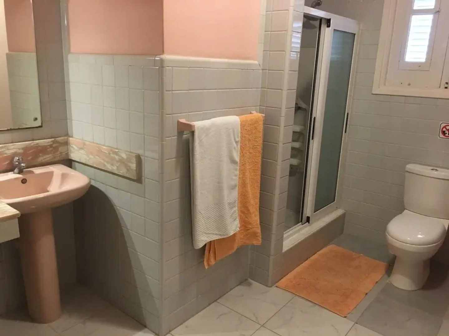 6 Bedrooms Pool Villa