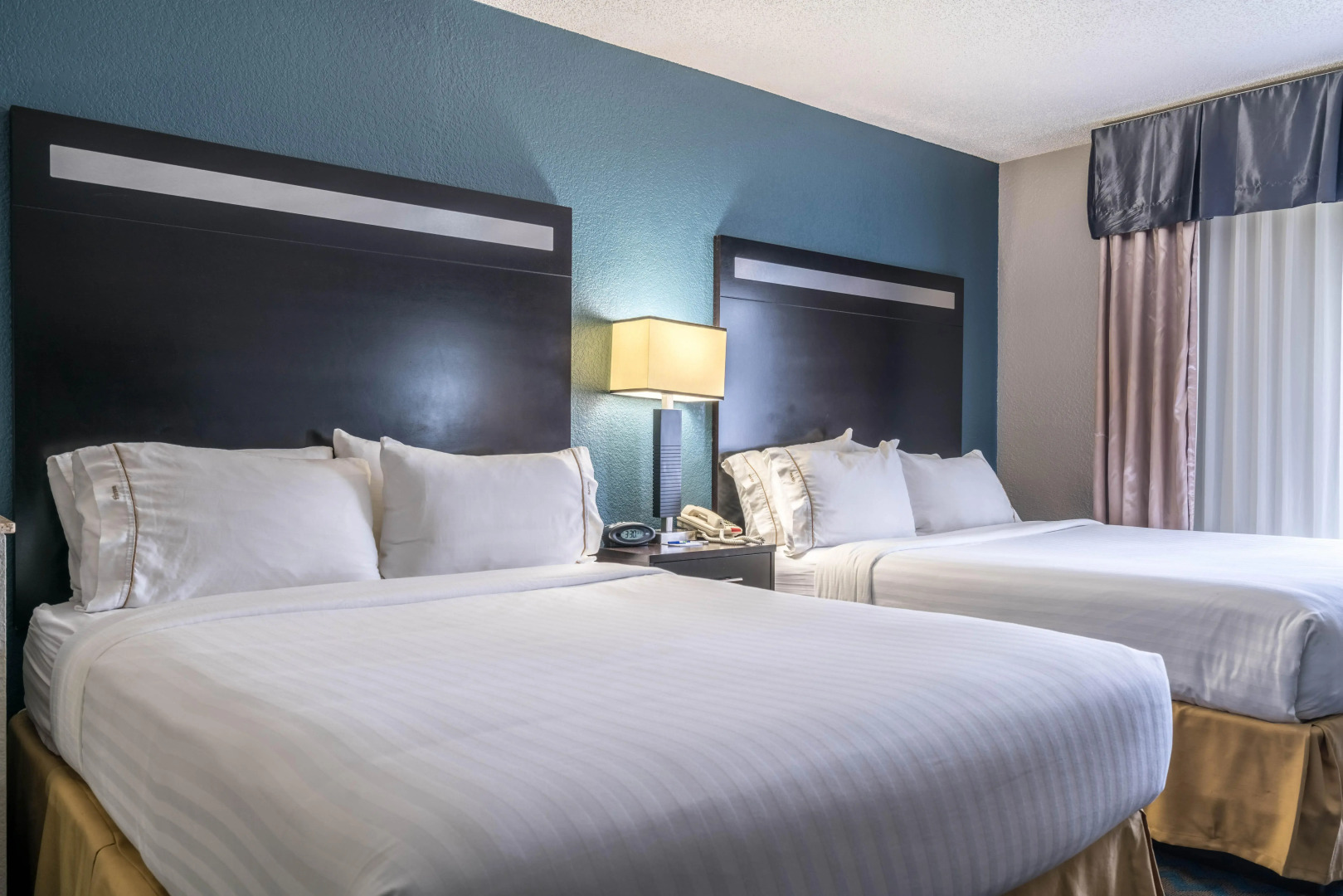 Holiday Inn Express & Suites Roanoke Rapids SE by IHG