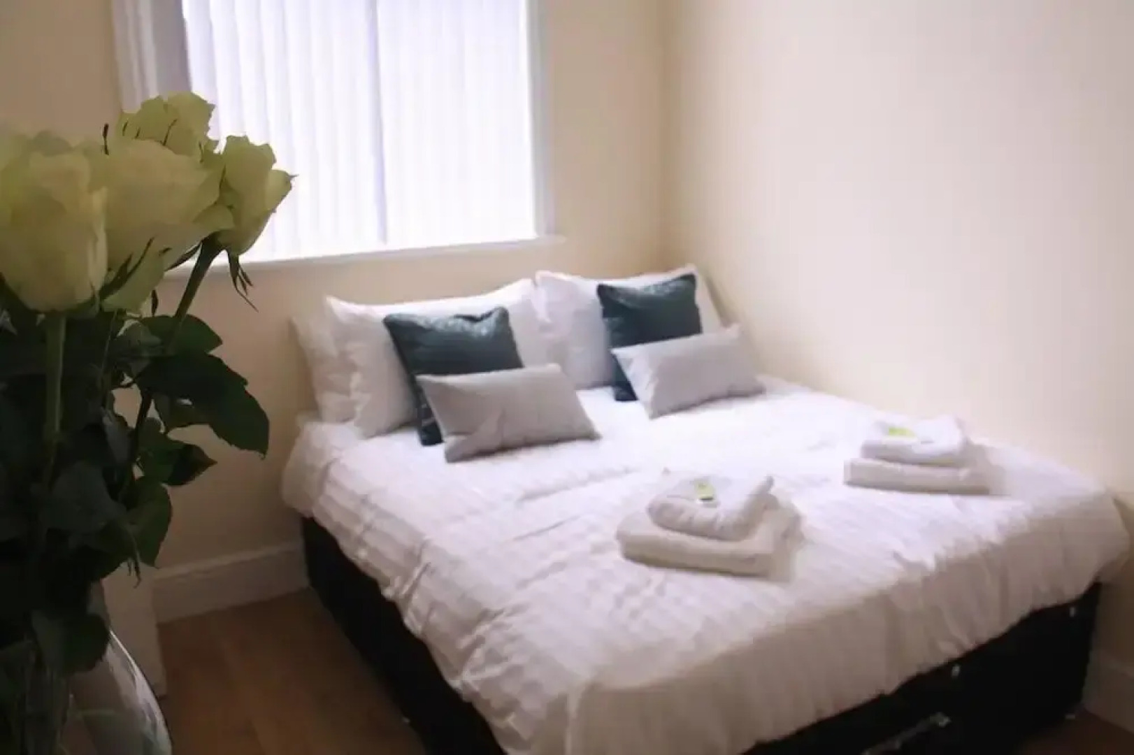 The Manchester St Petersgate - Sleeps up to 6 Close to Train Station Very Central