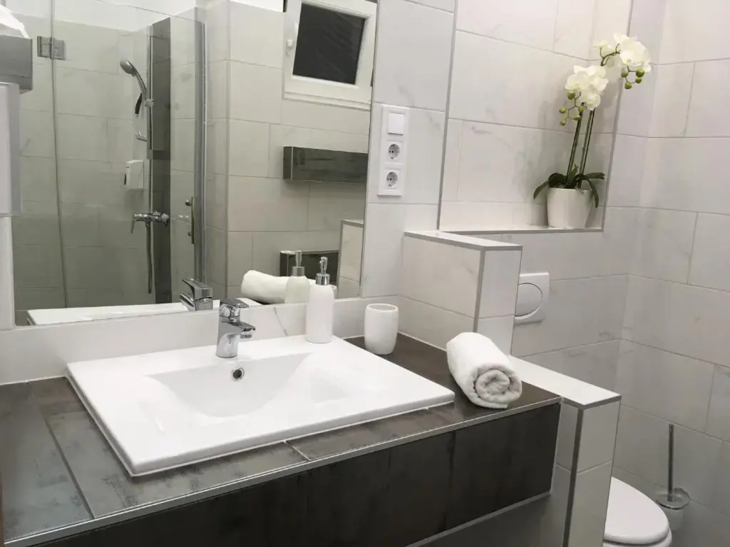 Gutenberg Apartments