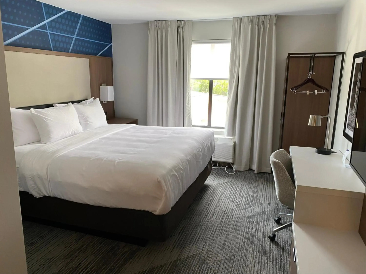 Comfort Inn & Suites Gallatin - Nashville Metro