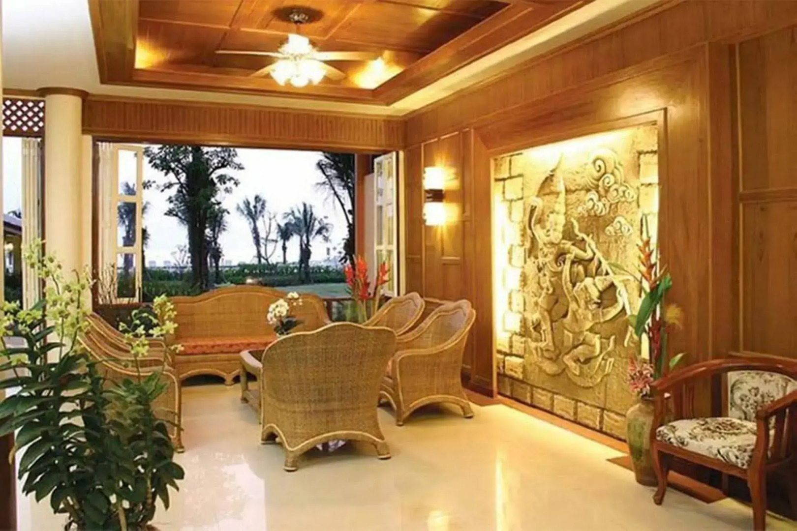 Lanta Casuarina Beach Resort