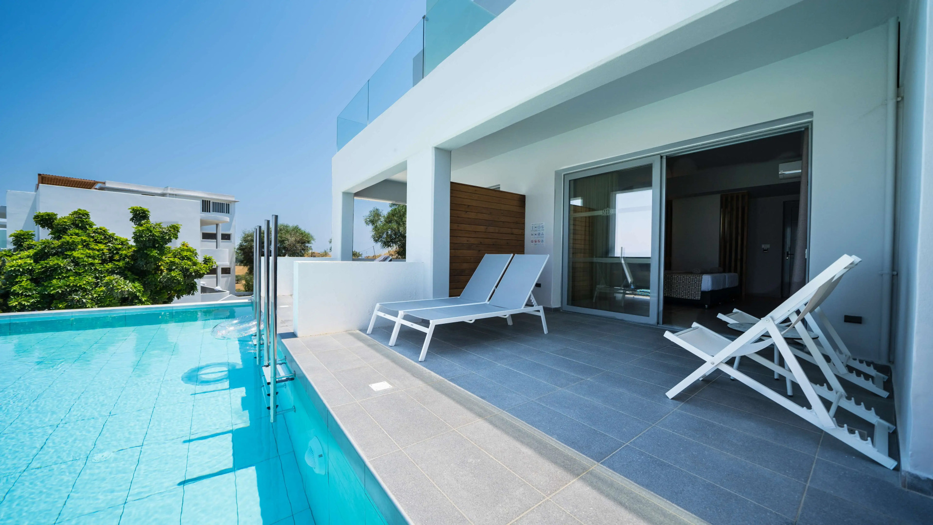 HARMONY CREST RESORT & SPA Adults Only