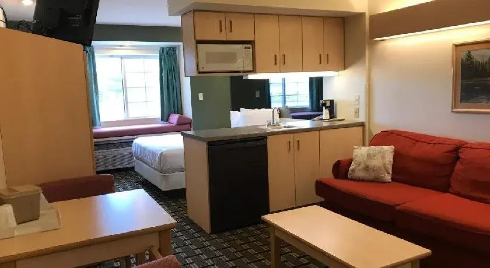 Microtel Inn & Suites Carlyle