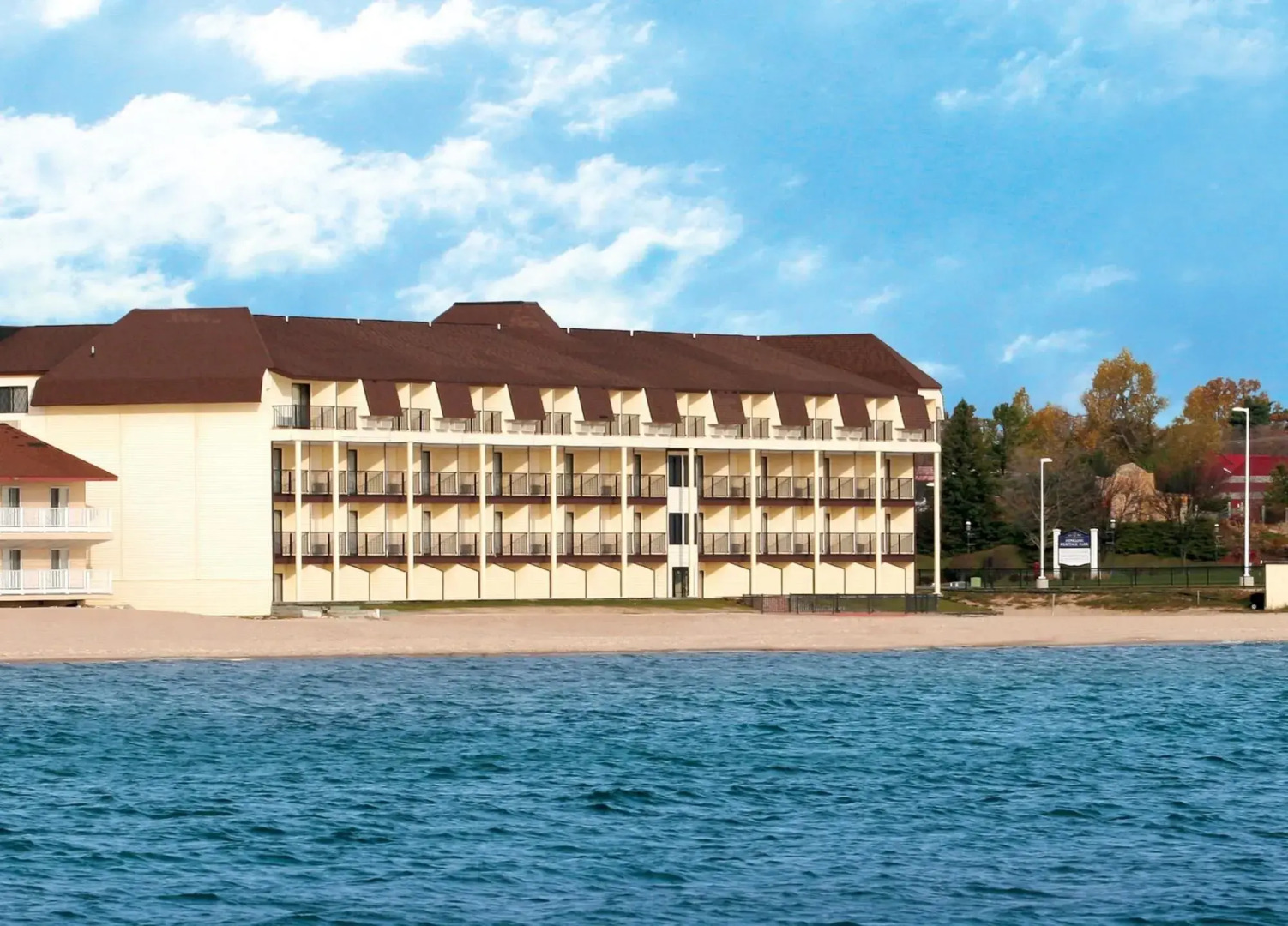 Best Western Plus Dockside Waterfront Inn