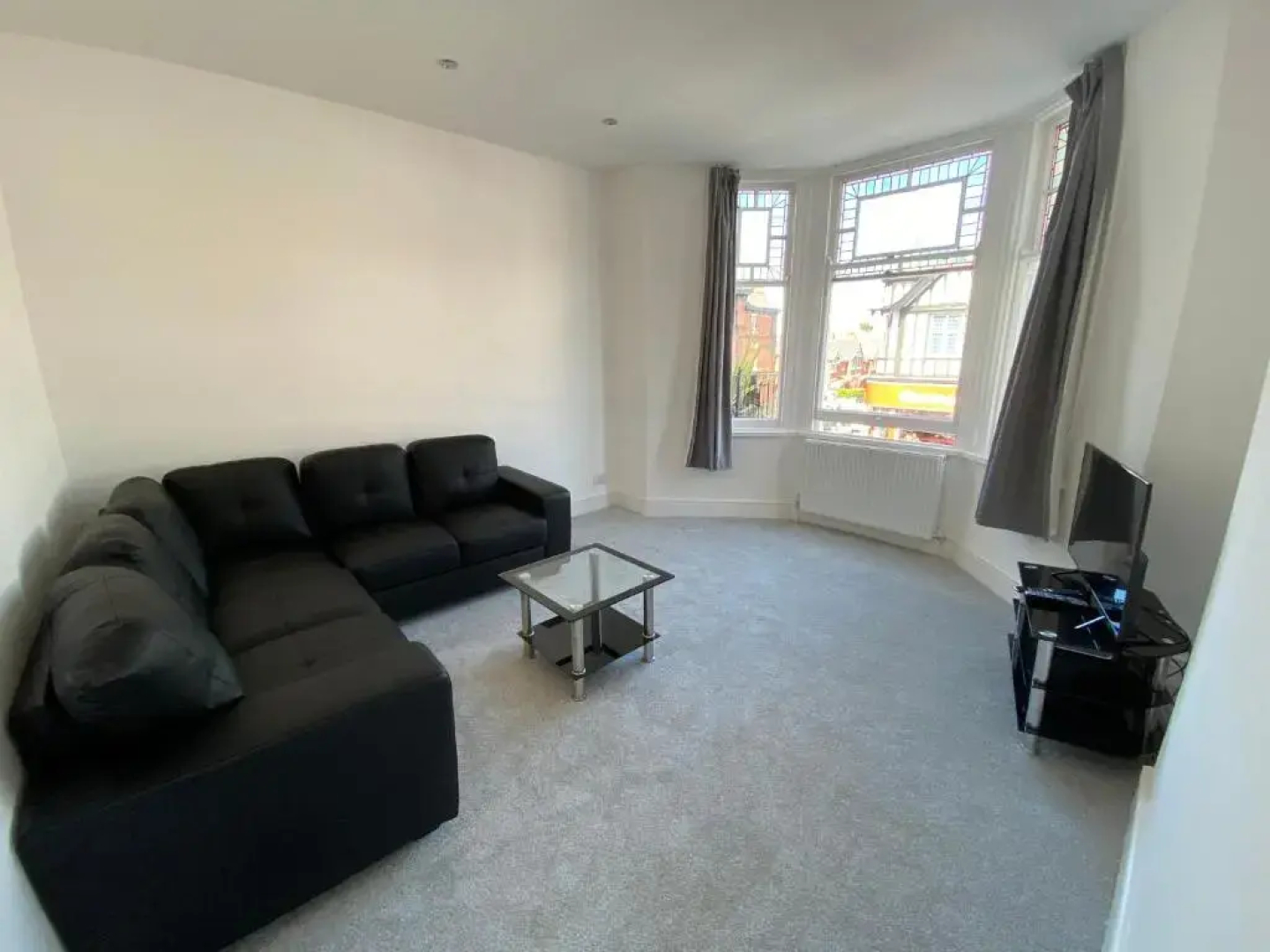 4 Bed Maisonette near the Travelodge colwyn bay