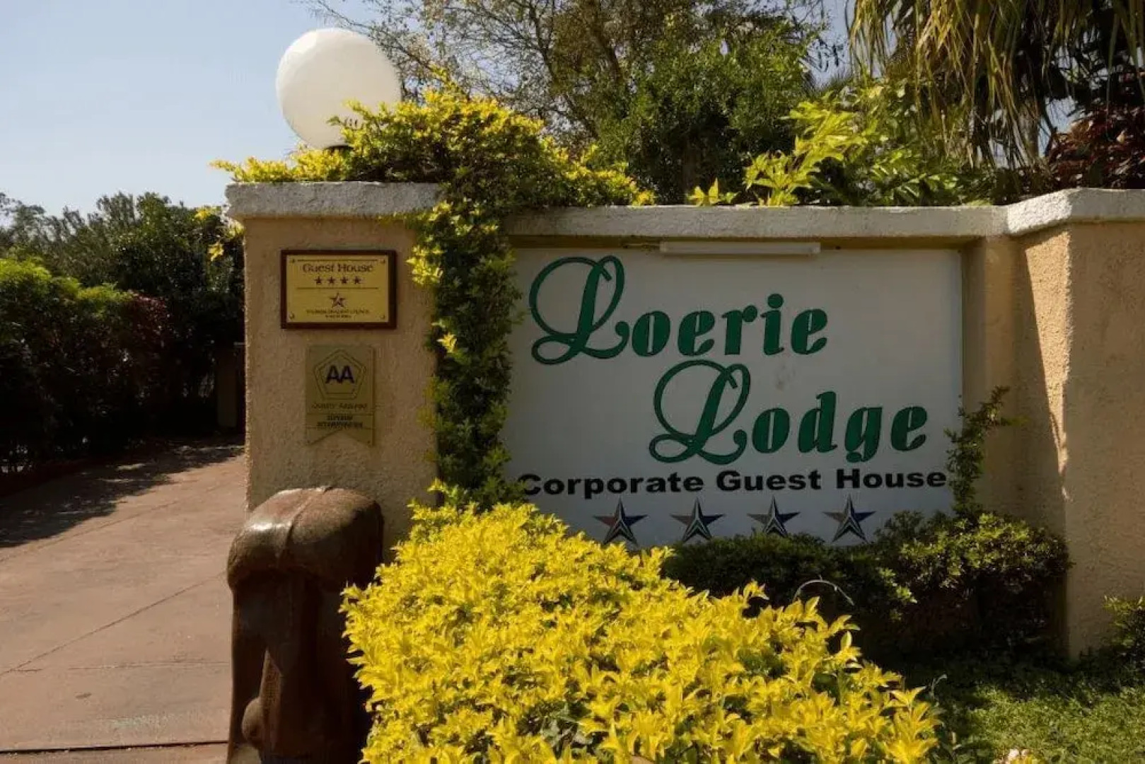 Loerie Lodge