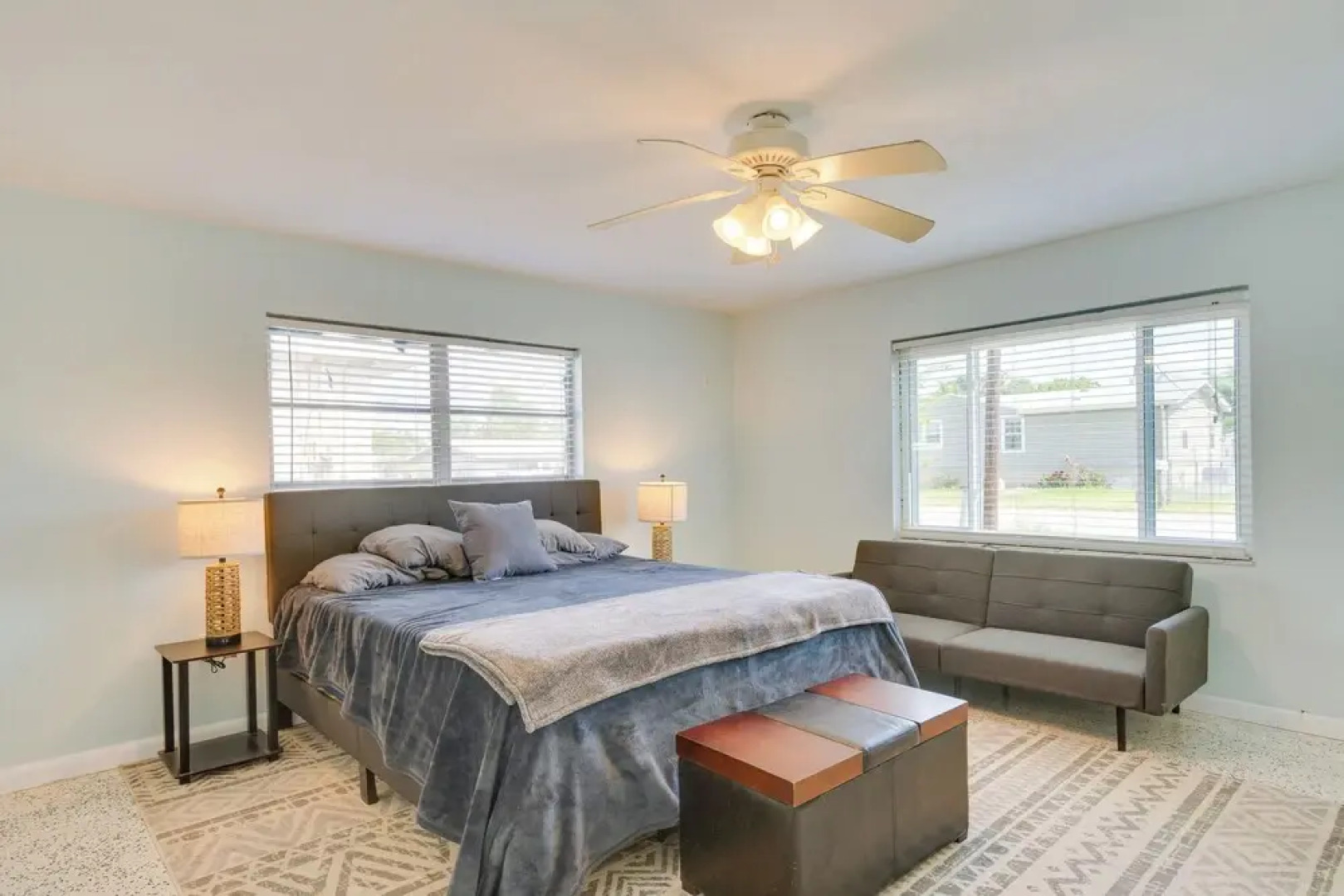 Waterfront Okeechobee Getaway w/ Backyard Dock!