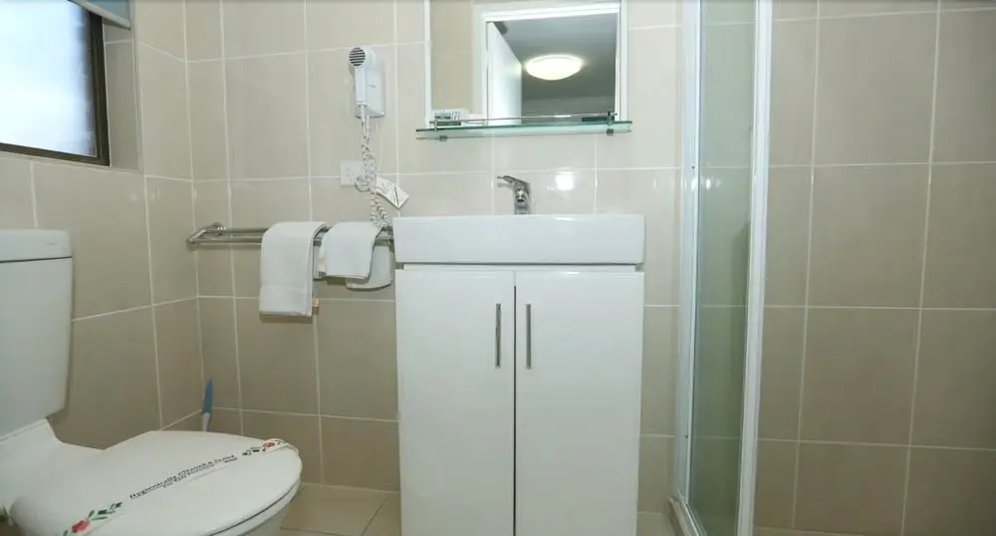 Beach n Reef Motel Self Contained Units