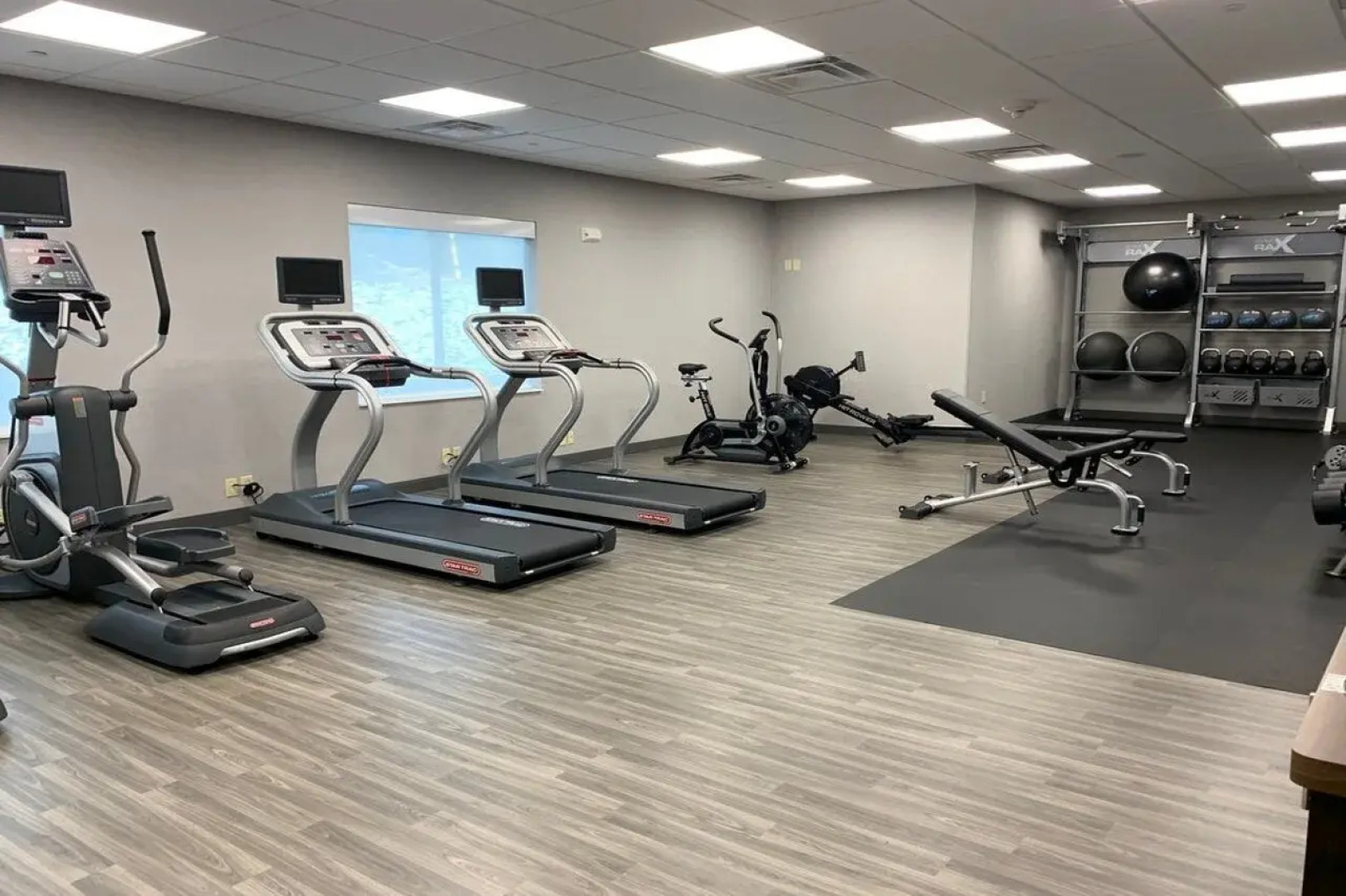 Hampton Inn & Suites Pittsburgh New Stanton