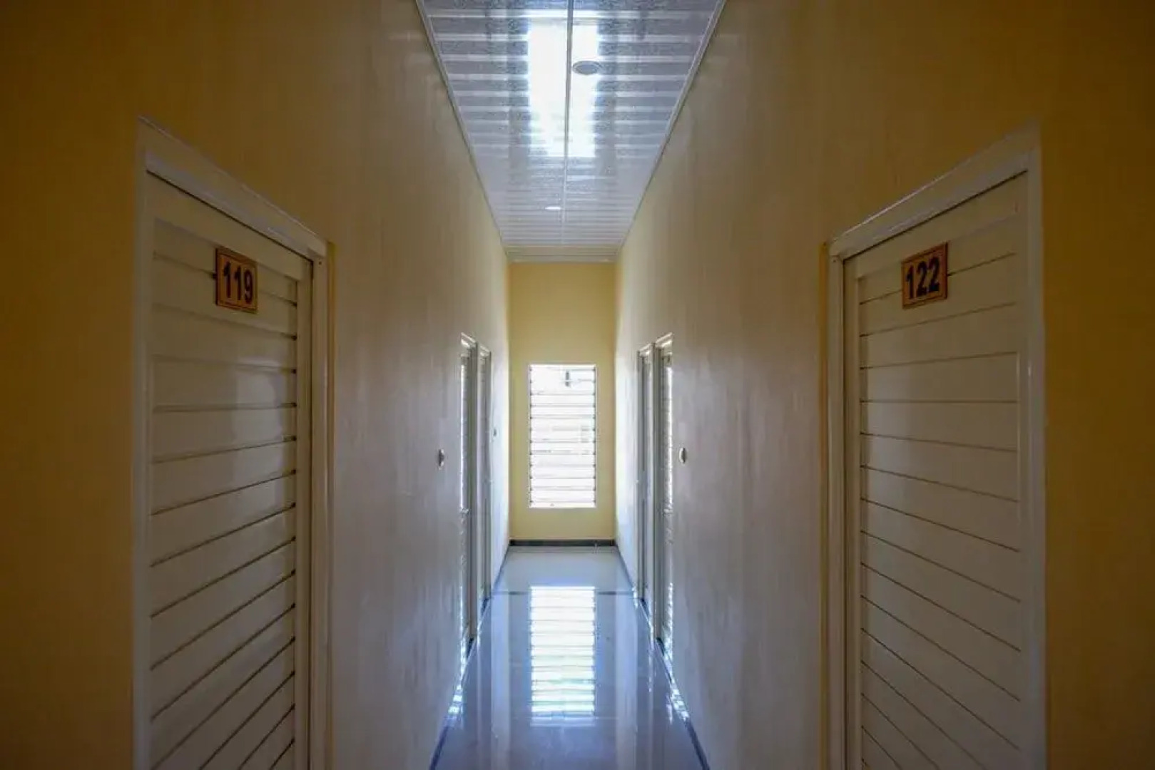 RedDoorz near Alun Alun Pati