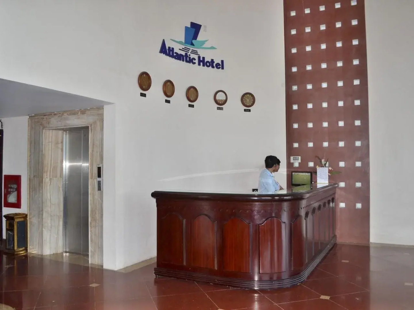 Atlantic Tuan Chau Hotel