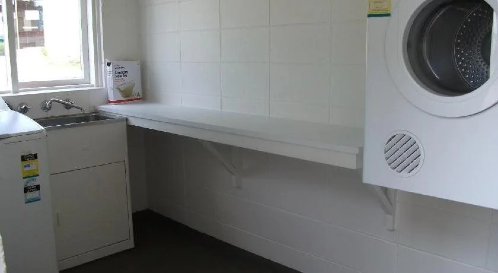 Snow Season Motor Inn