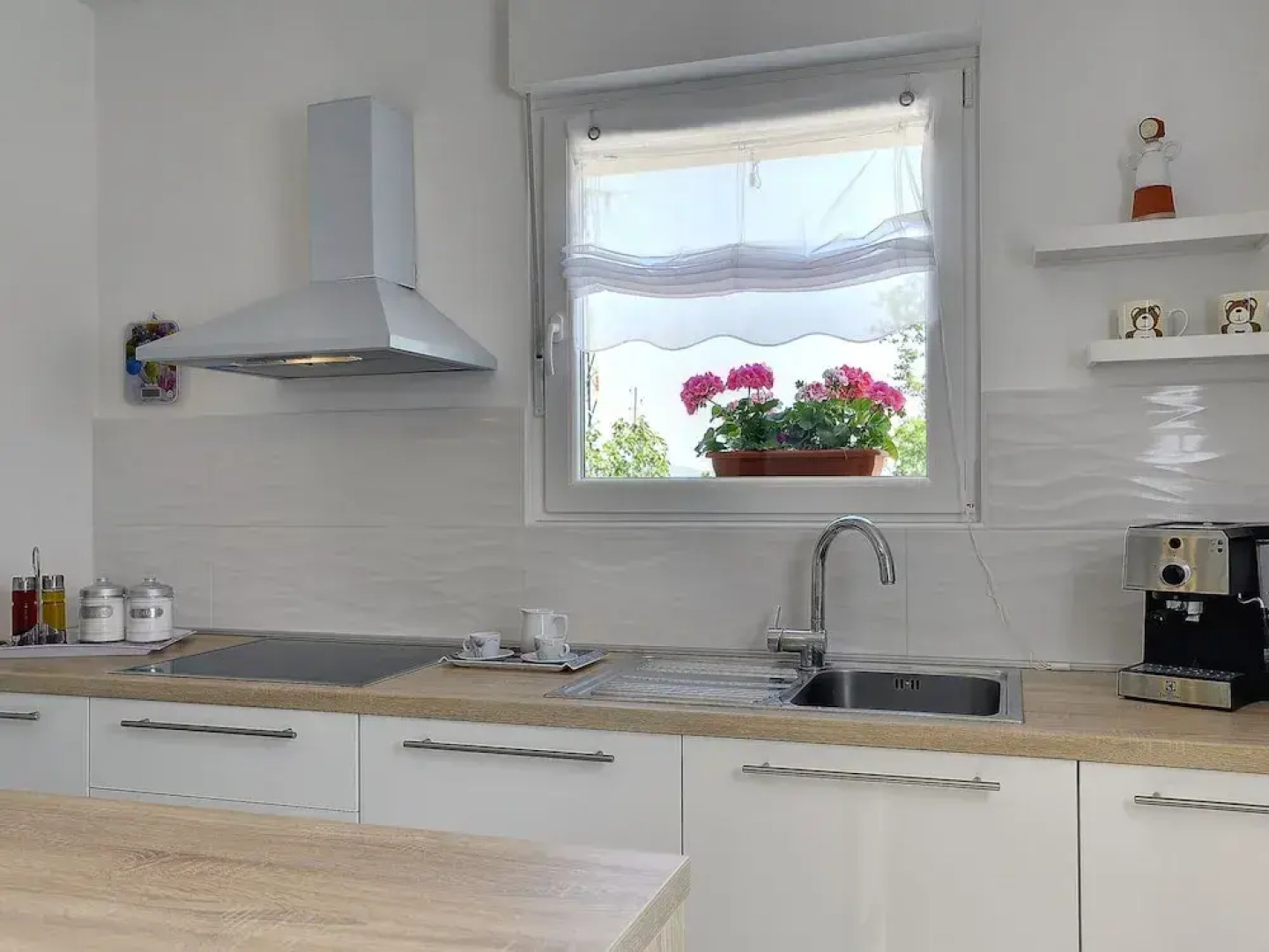 Villa in Marcana With Pool and Adriatic Views