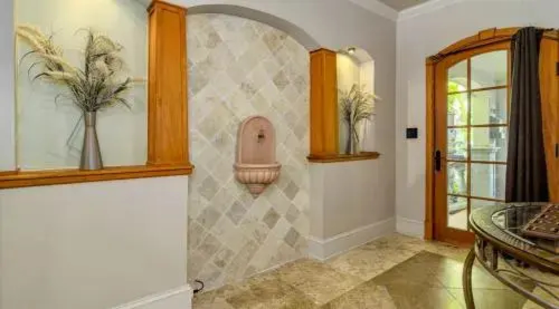 The Tropical Guesthouse