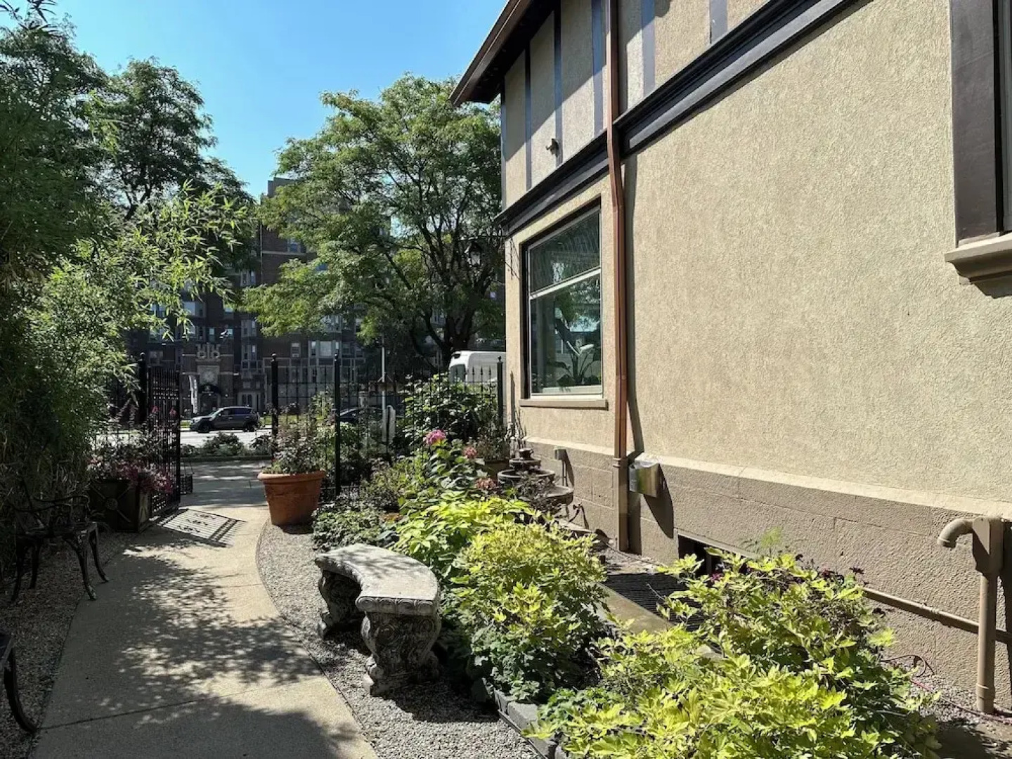 Frederick Stearns House Historic Inn