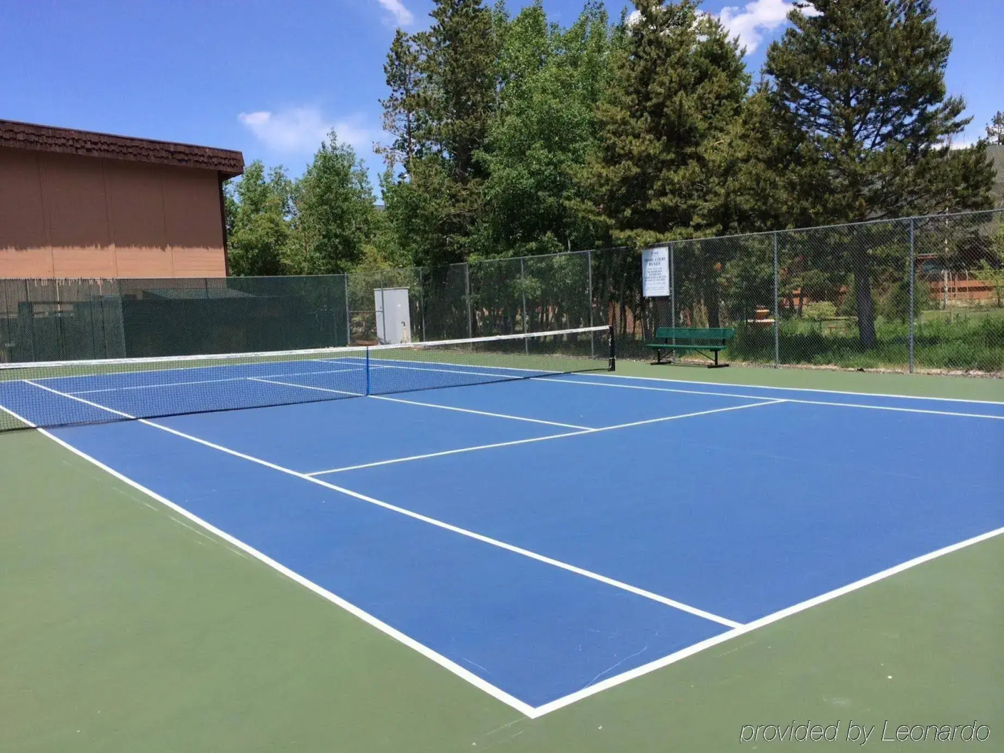 Tahoe Beach & Ski Club