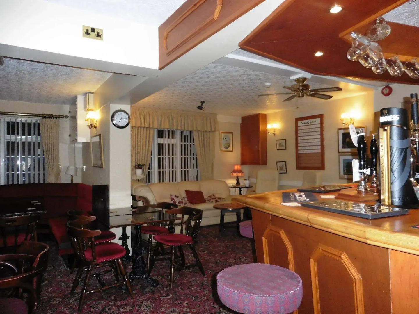 Half Moon Hotel and Restaurant