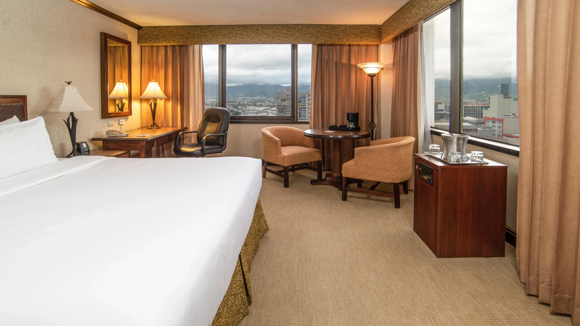 Delta Hotels by Marriott San Jose Aurola