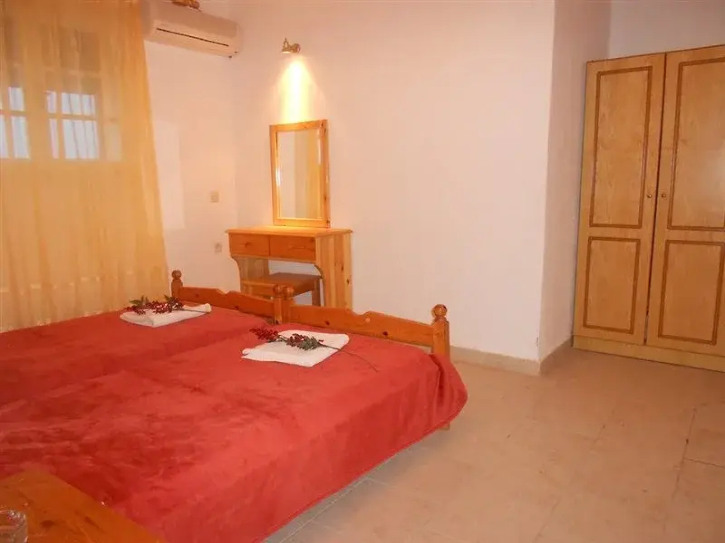 Katerina Studios & Apartments