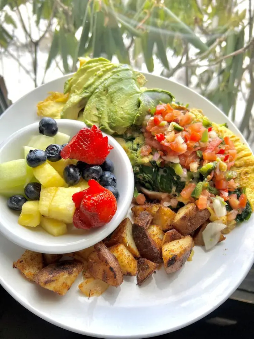 Quality Inn & Suites Atlantic Beach Hotel