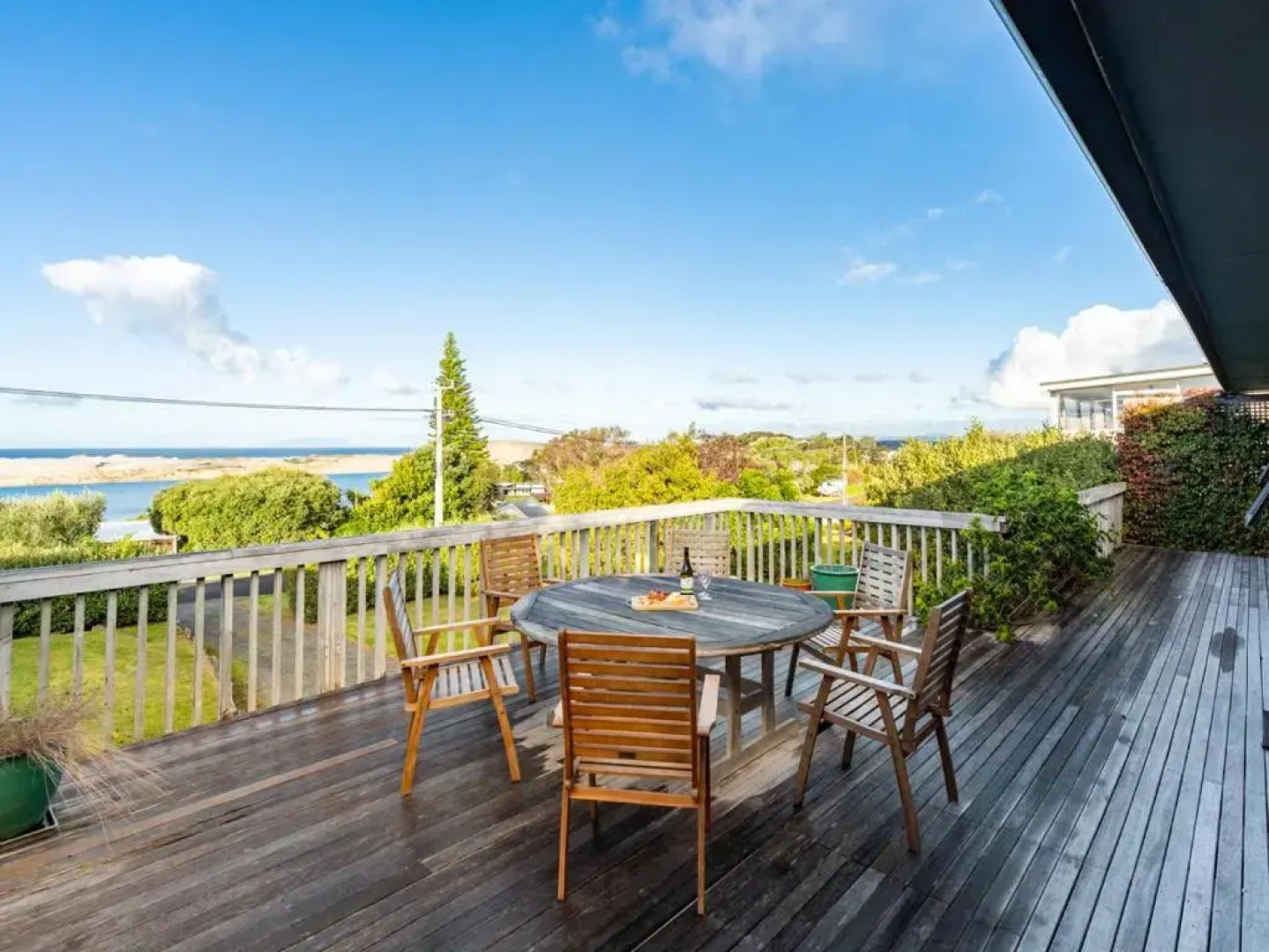 Talinga Ocean Views - Mangawhai Holiday Home