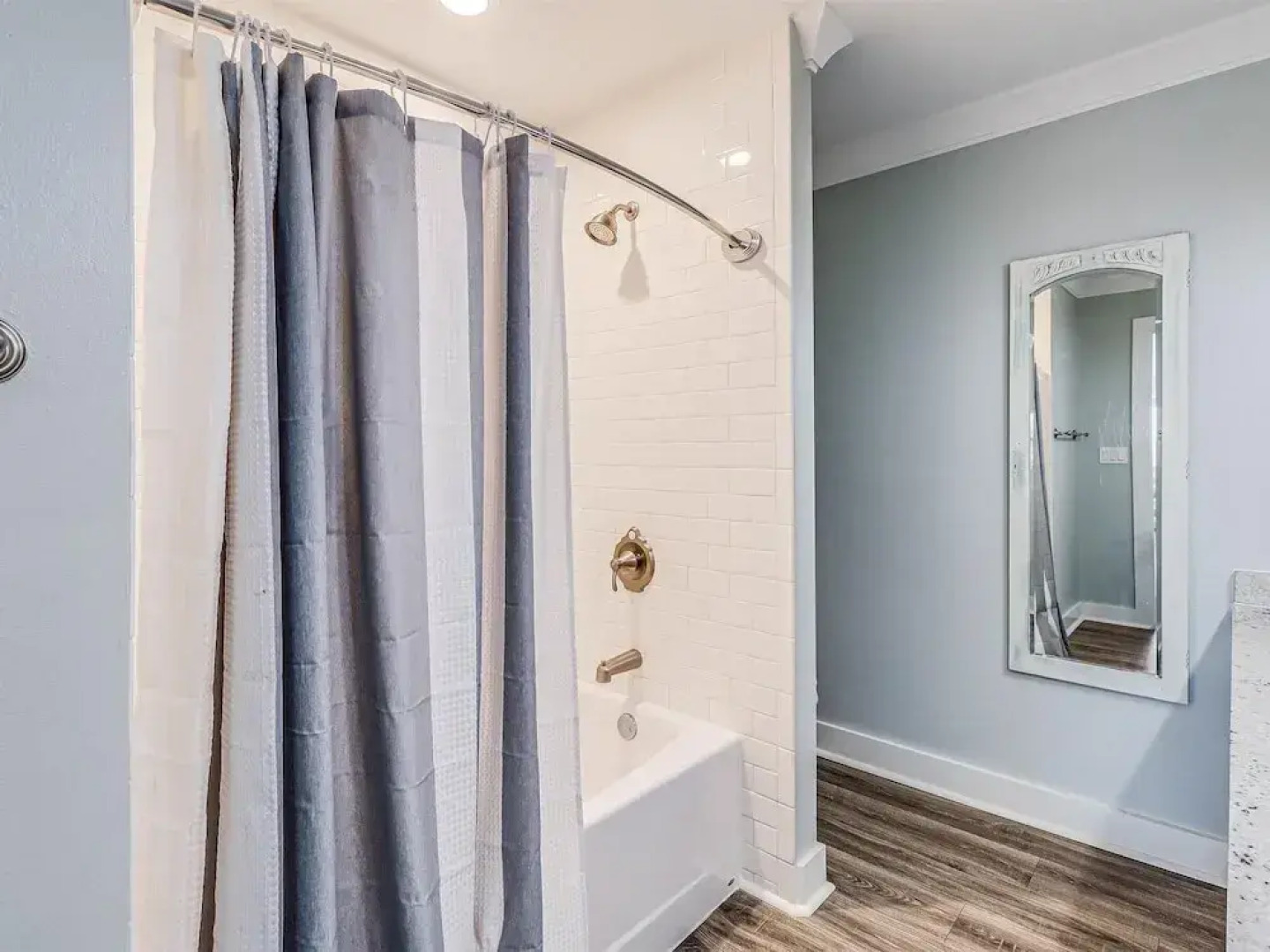 Coast Oaks Cottage 5 1 Bedroom Cottage by RedAwning