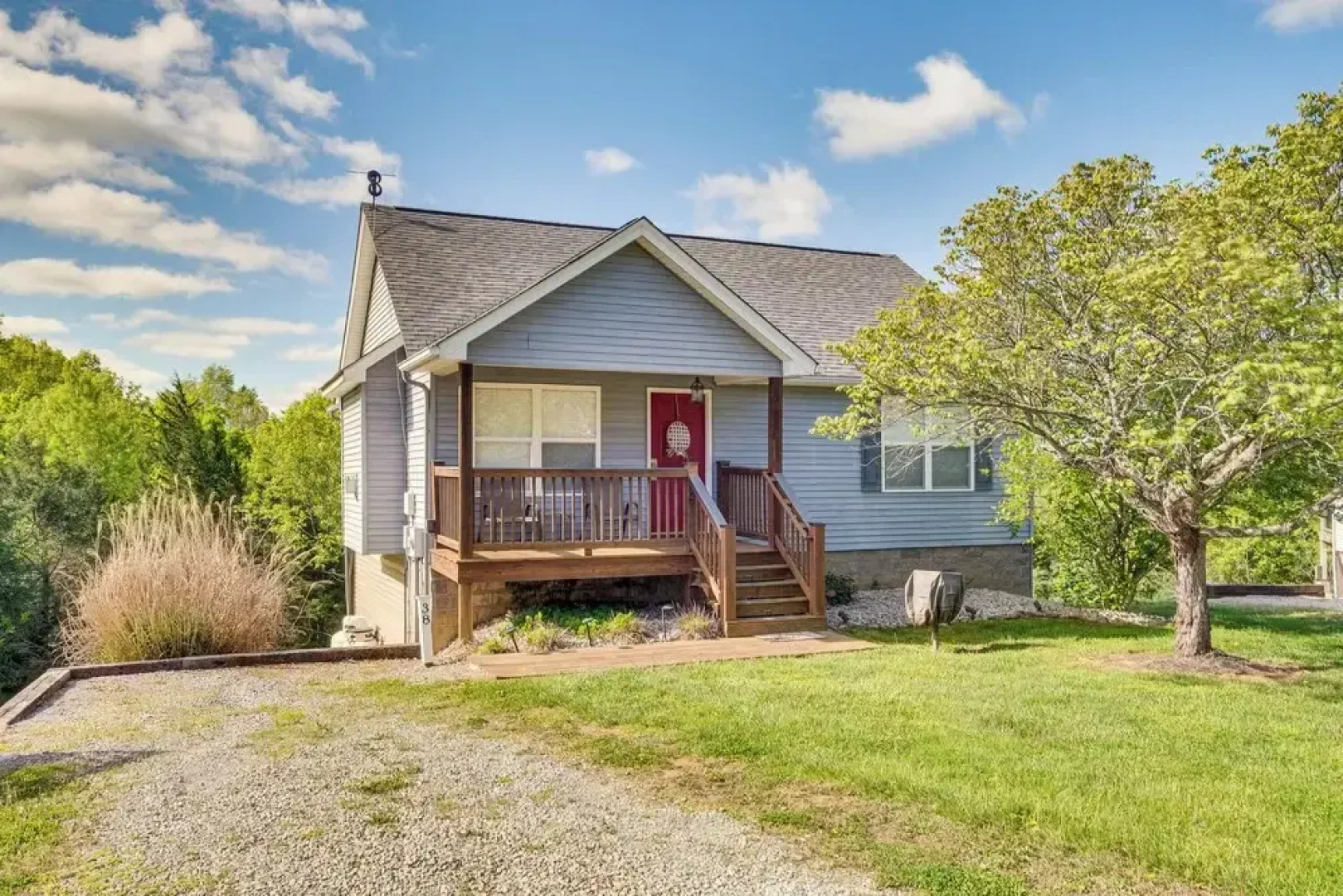 Lake-view Kentucky Getaway w/ Resort Amenities!