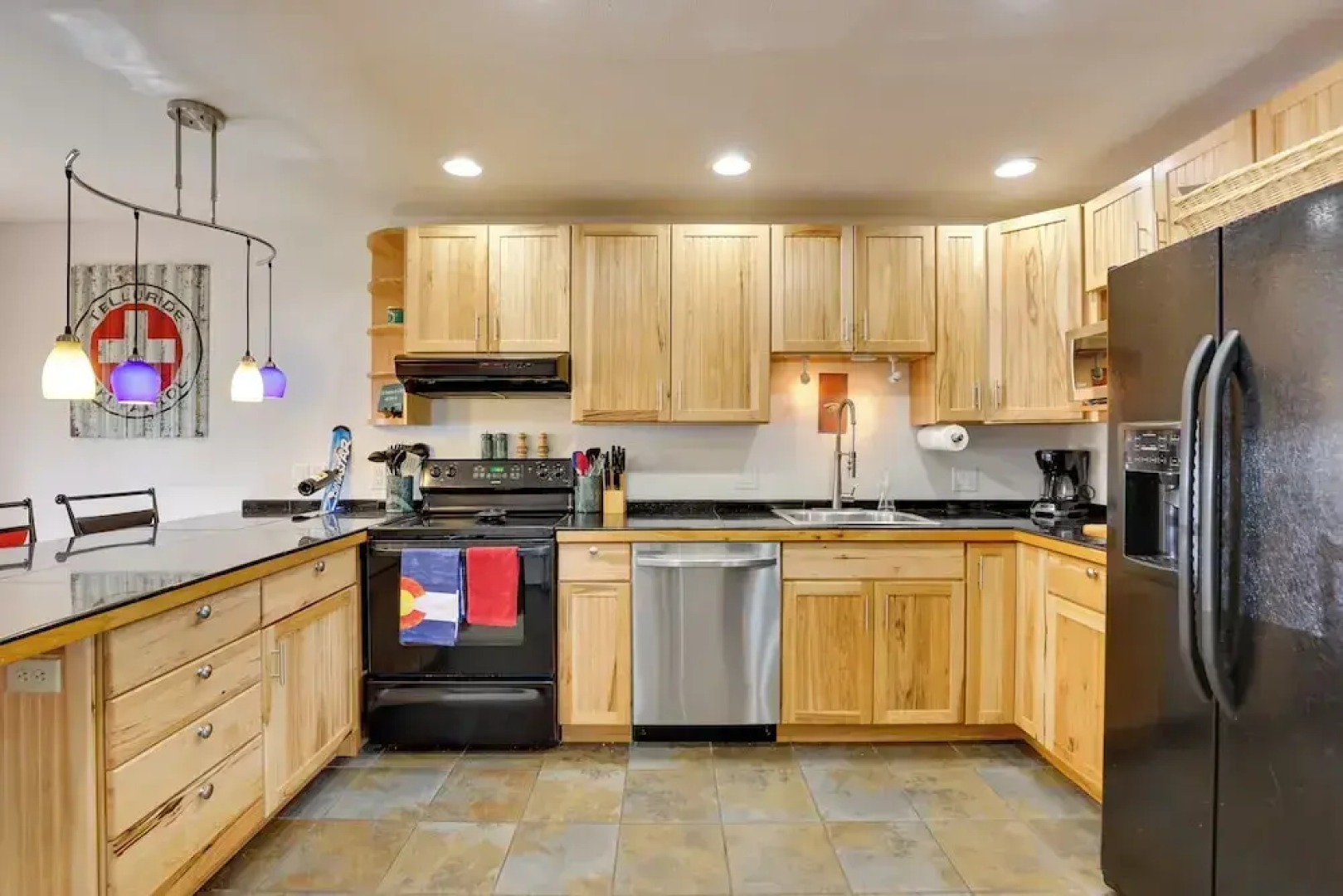 4 Mi to Marina: Family Townhome in Silverthorne!