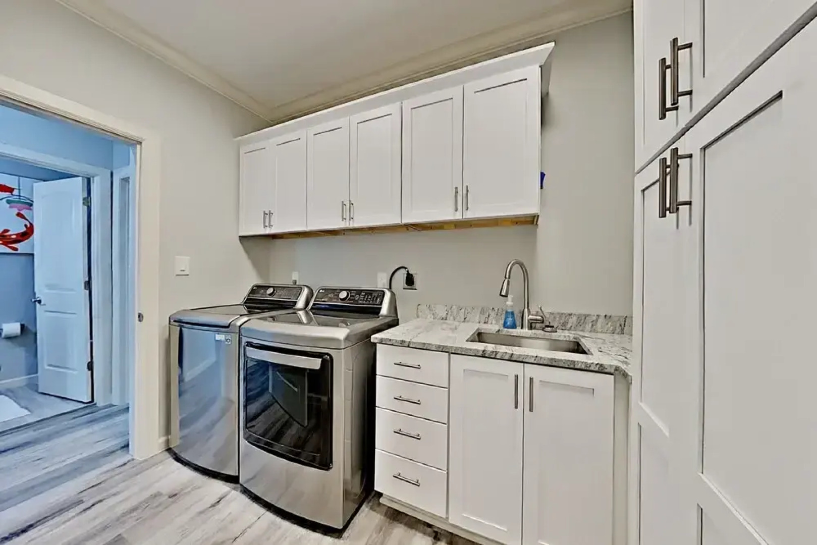 1231Swat 7 Bedroom Home