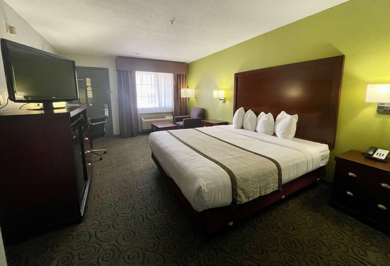 SureStay Hotel by Best Western Deer Park