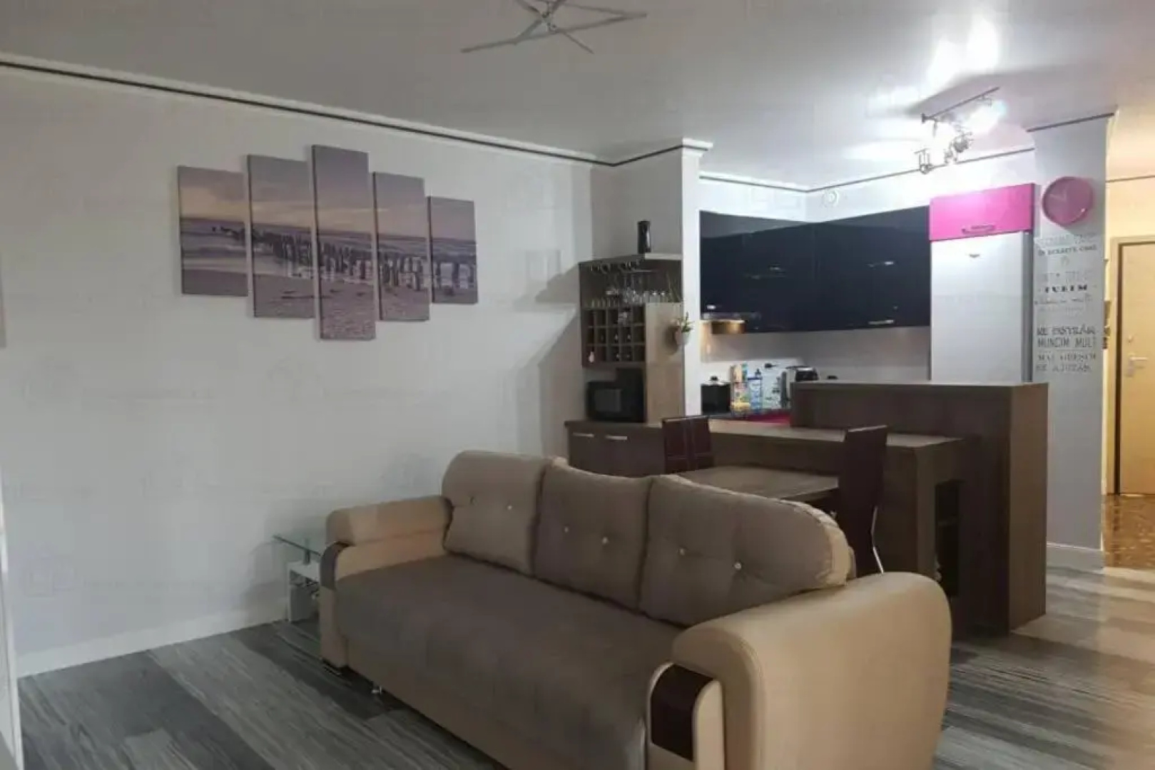 Central luxury apartment in Platinia Residence