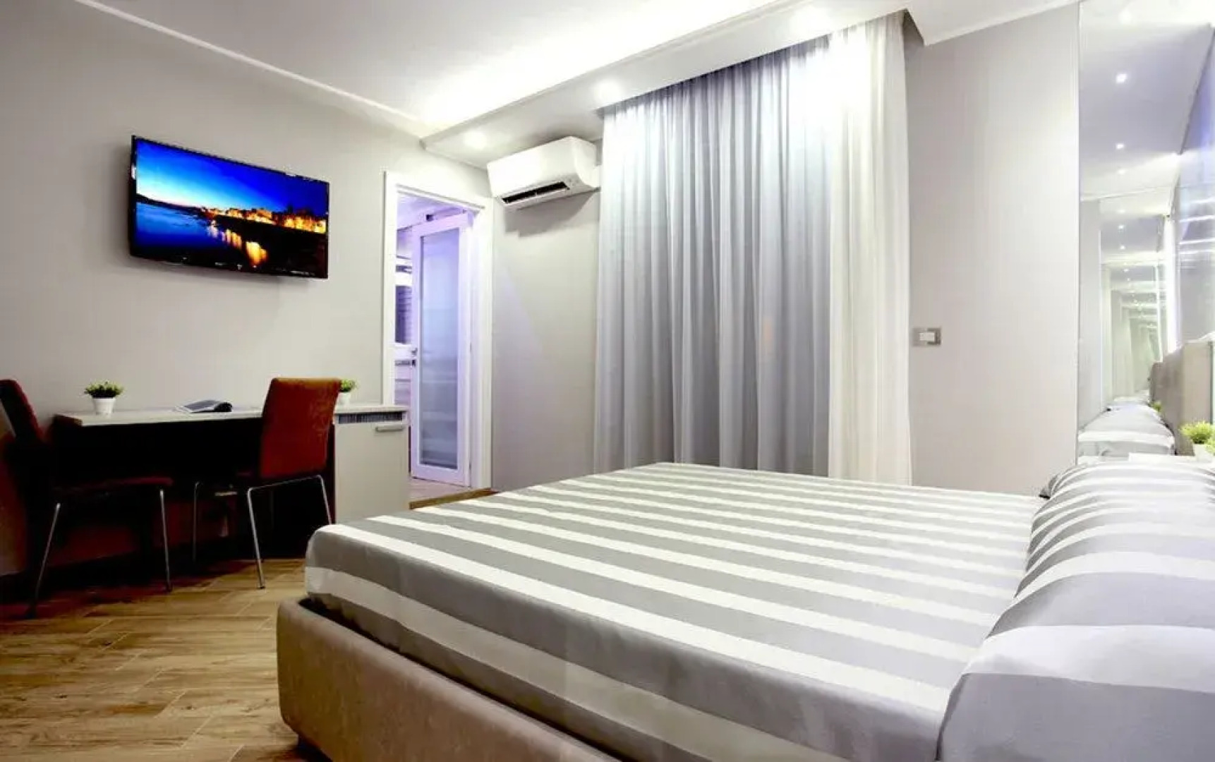 Starry Sky Charming House