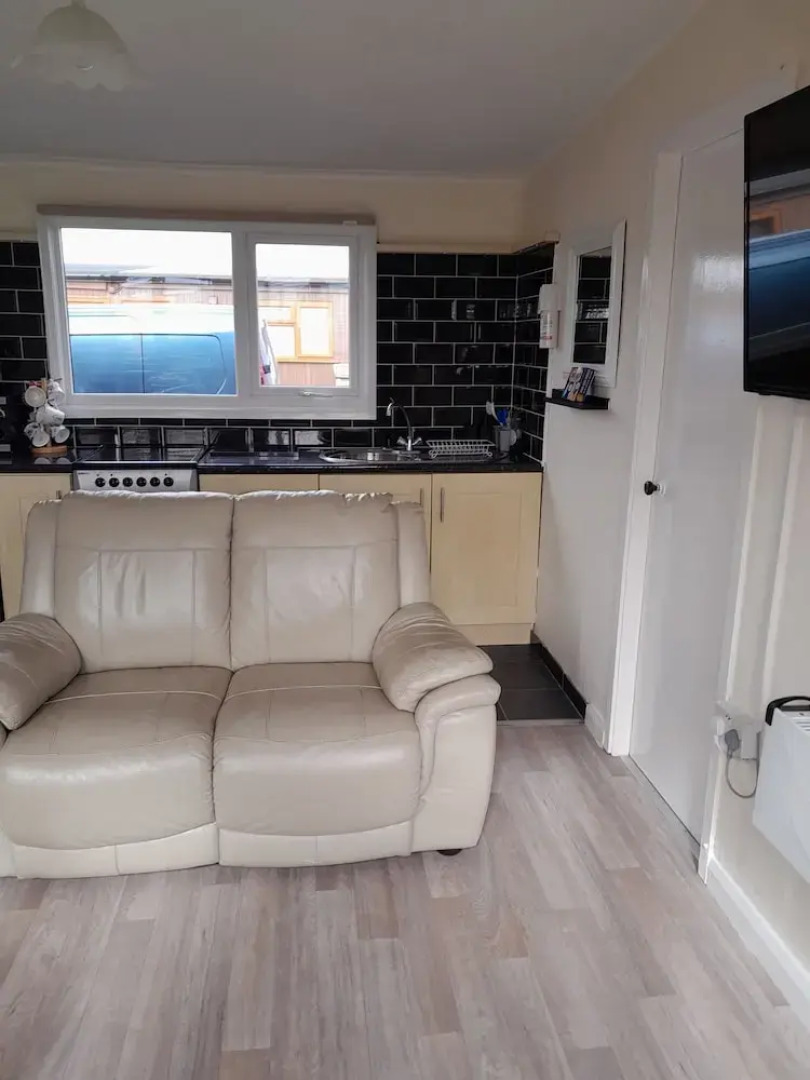 G1 Lovely Holiday Chalet