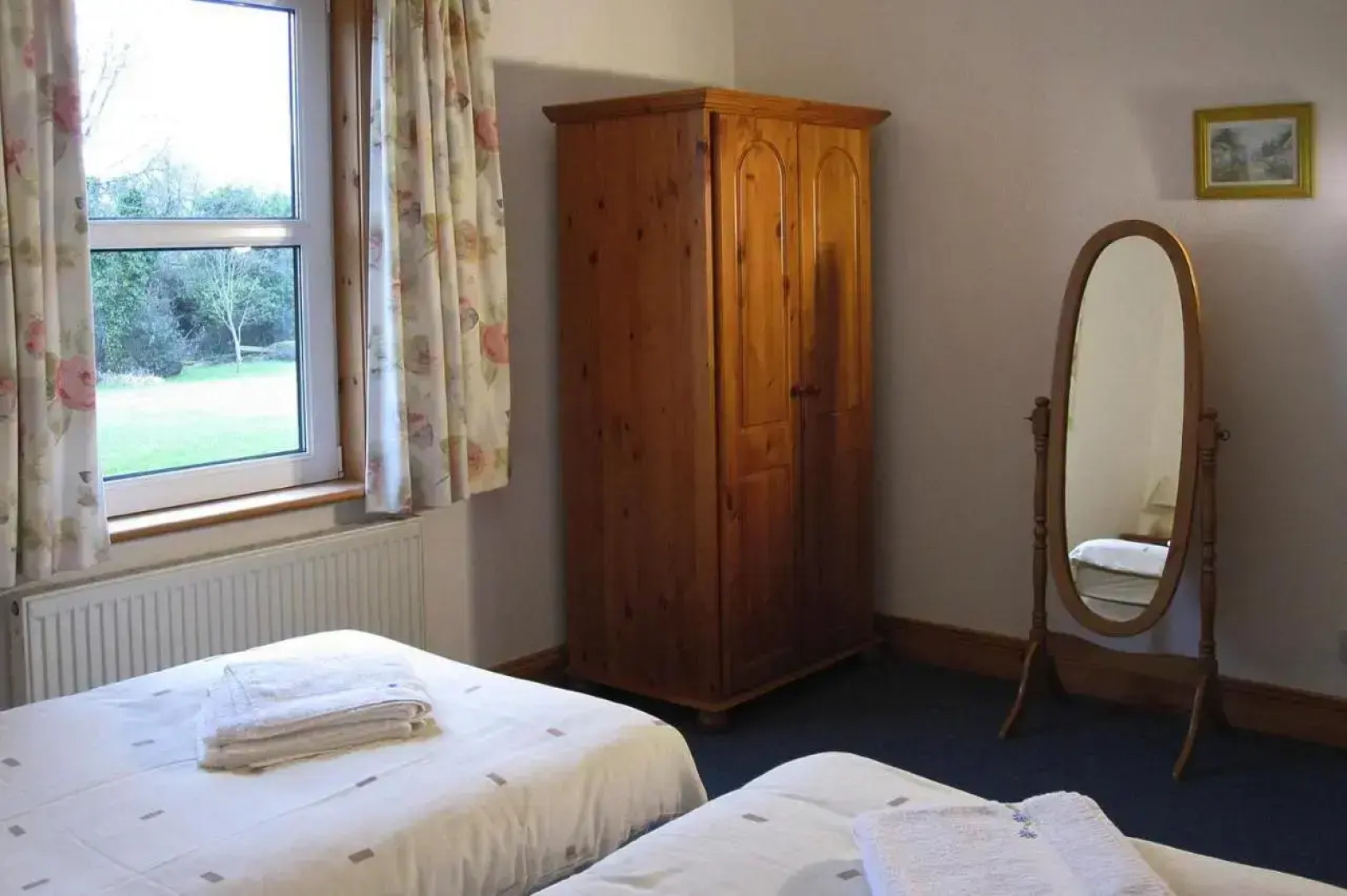 Cottage, Reinskea In Reinskea