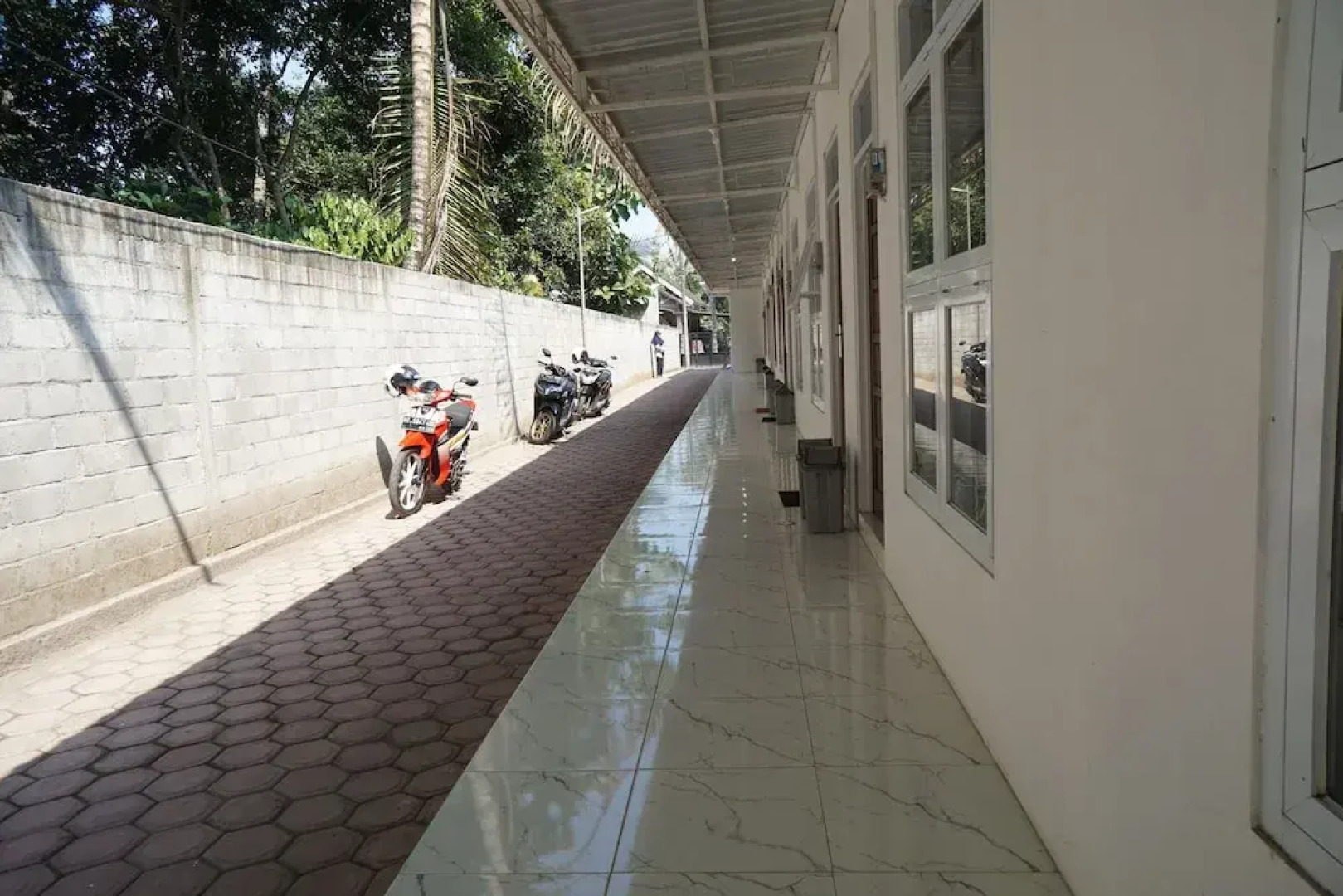 OYO Life 93185 Ayani Guest House