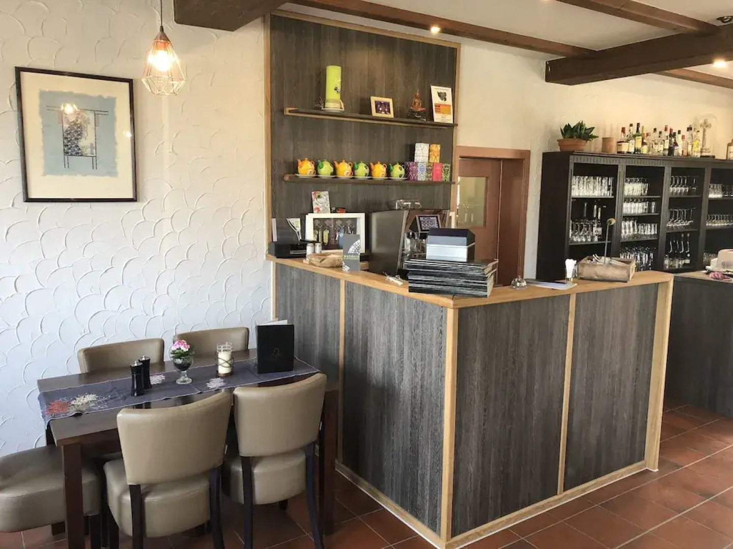 Landhaus vor Burg Eltz